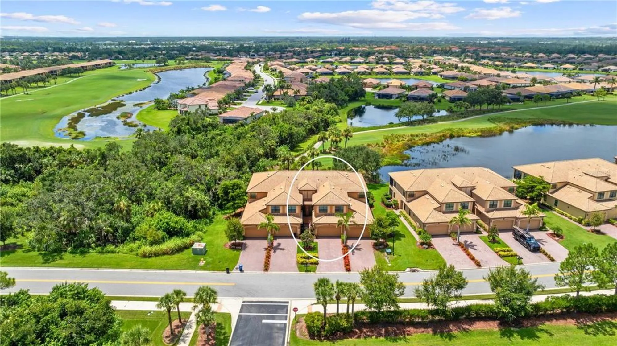 Property Slideshow image 3 of 42 | 6818 grand estuary trl 103, Bradenton, FL, 34212