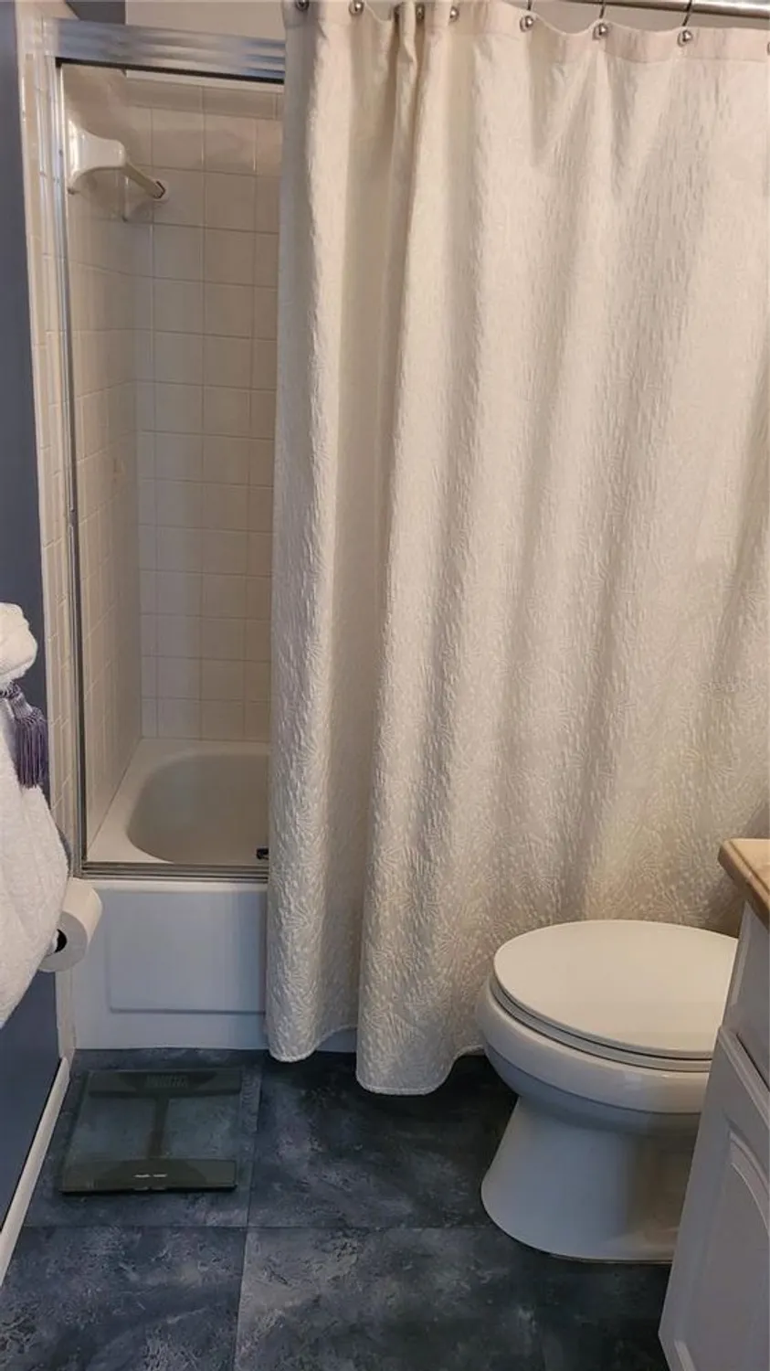 Property Slideshow image 12 of 22 | 5969 terrace park dr n unit 305, St Petersburg, FL, 33709