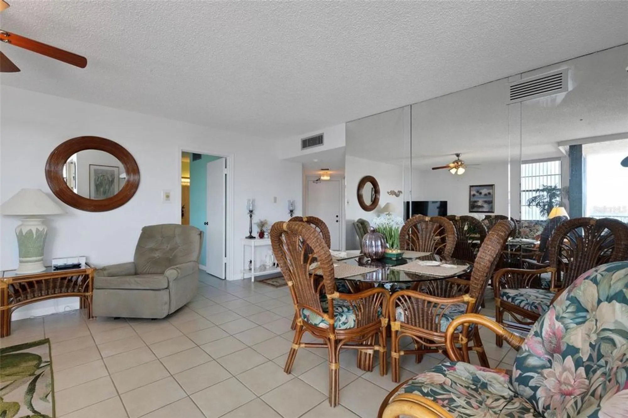 Property Slideshow image 7 of 42 | 6145 sun blvd apt 506, St Petersburg, FL, 33715