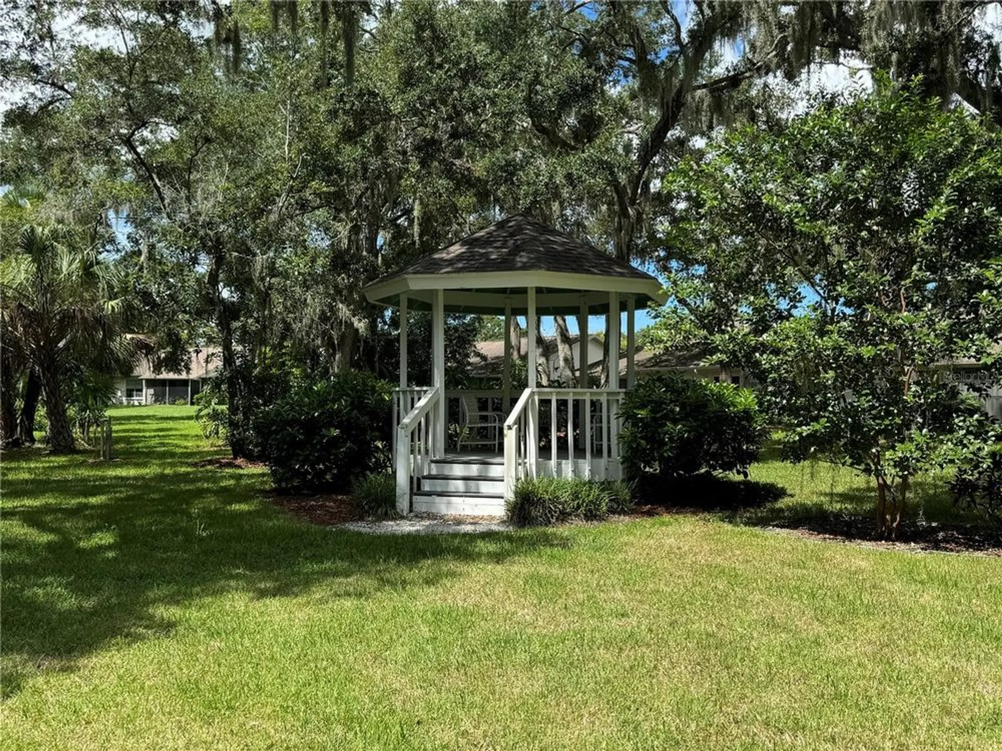 Property Slideshow image 25 of 26 | 3925 oakhurst blvd 3010, Sarasota, FL, 34233
