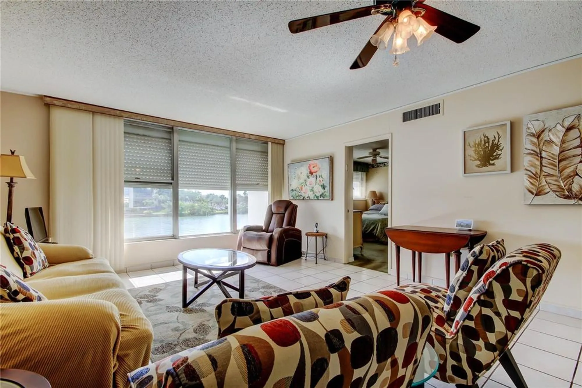 Property Slideshow image 18 of 45 | 7425 bay island dr 203, South Pasadena, FL, 33707