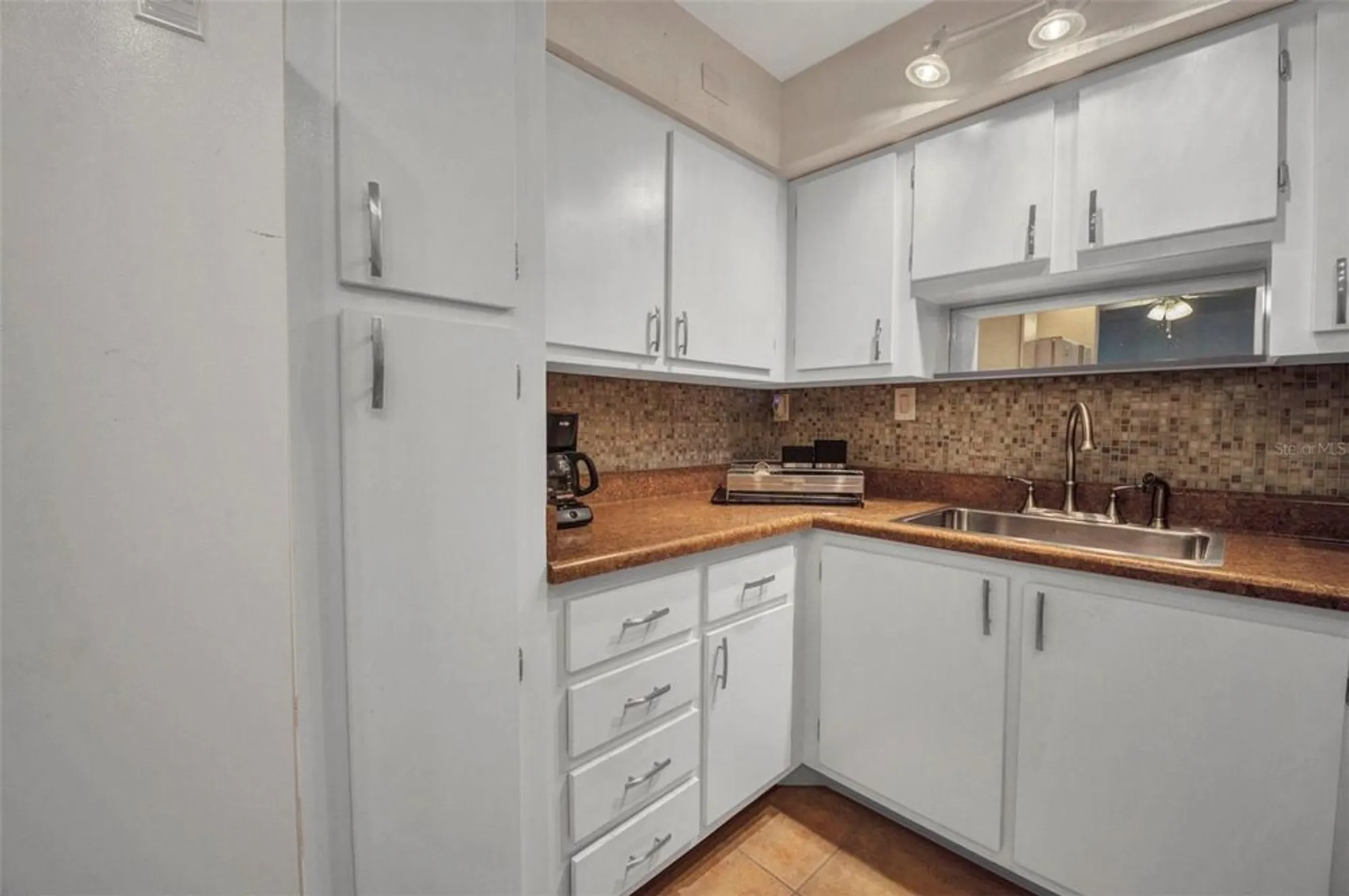 Property Slideshow image 17 of 47 | 21287 gertrude ave 211, Port Charlotte, FL, 33952