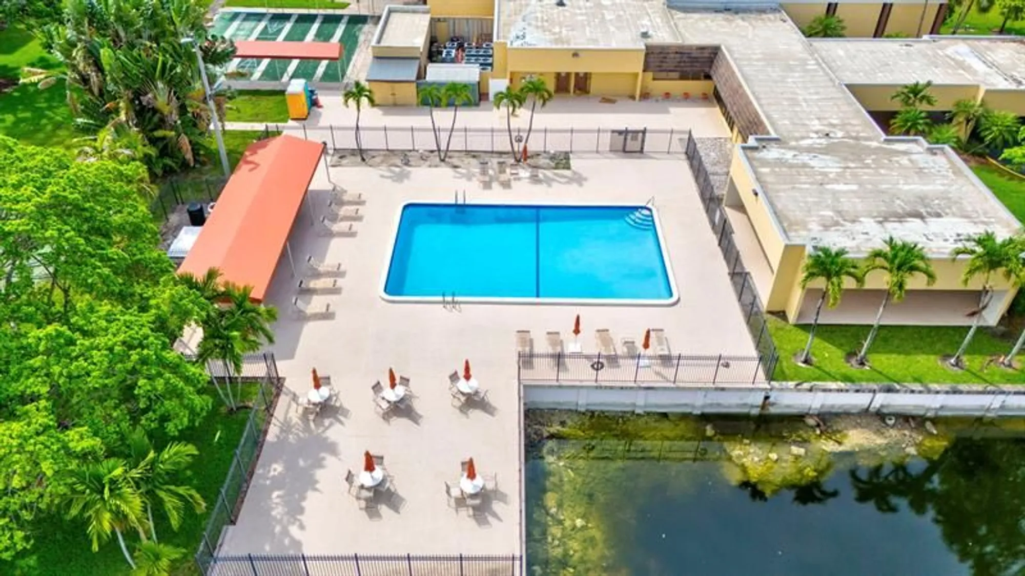 Property Slideshow image 28 of 31 | 5860 nw 64th ave apt 201, Tamarac, FL, 33319