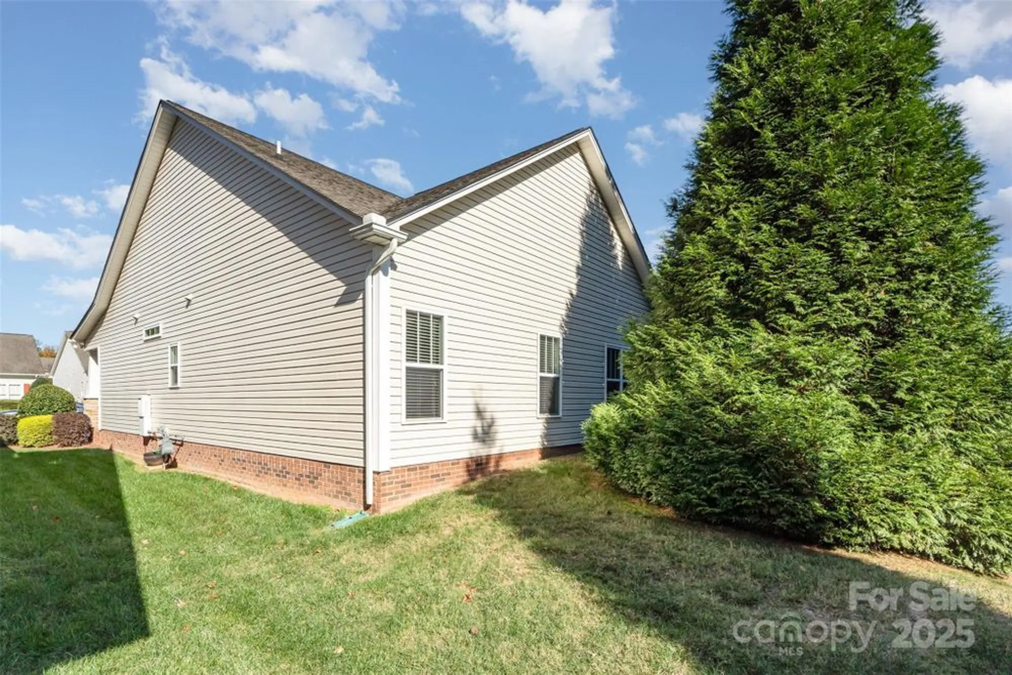 Property Slideshow image 27 of 28 | 327 river birch dr, Salisbury, NC, 28146