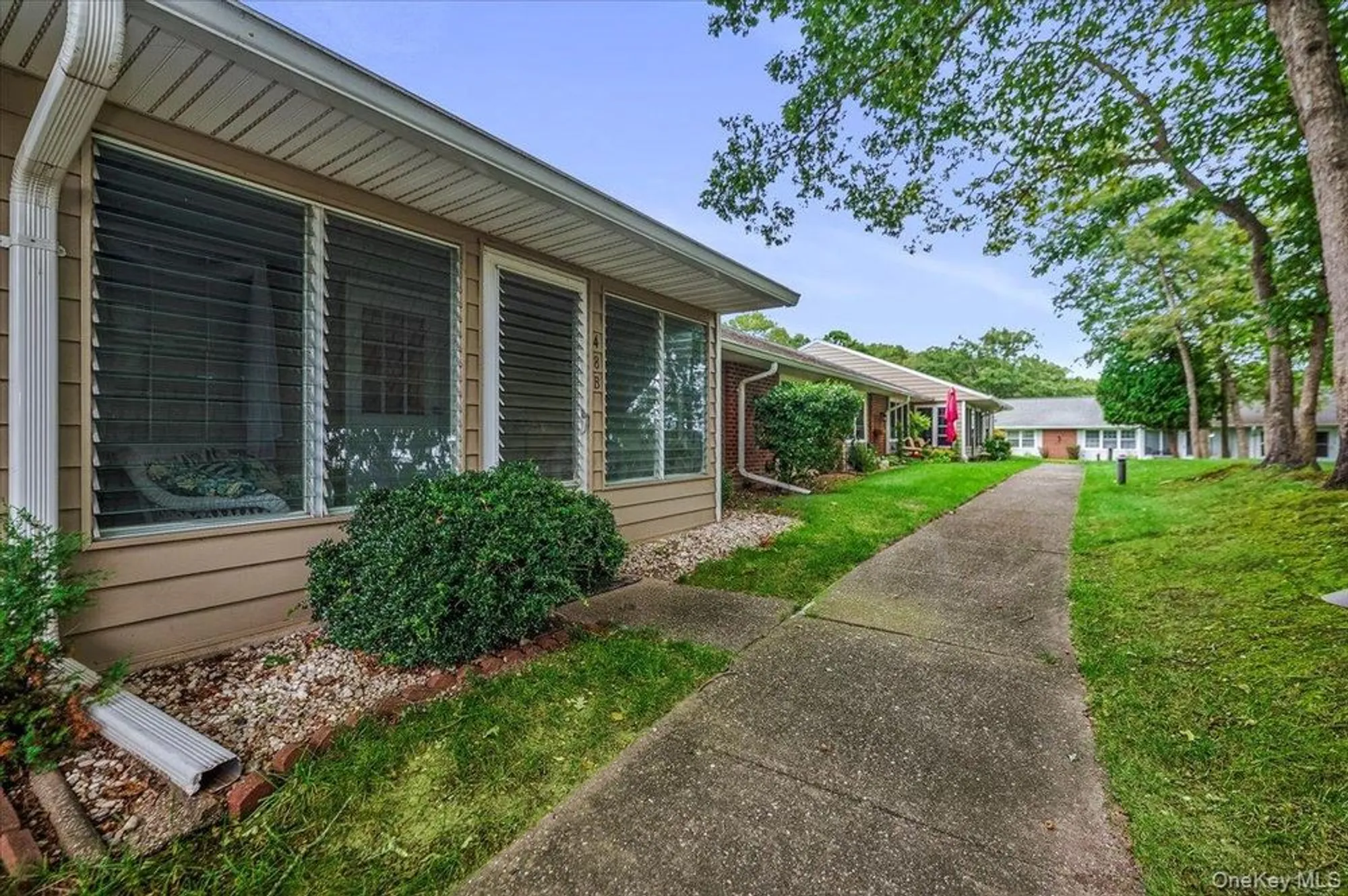 Property Slideshow image 17 of 23 | 48 trent ct b, Ridge, NY, 11961