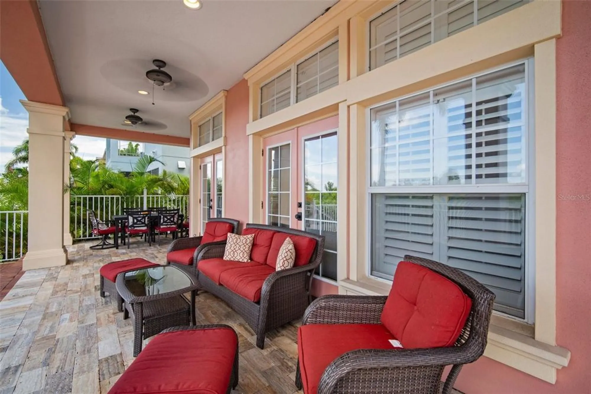 Property Slideshow image 25 of 94 | 825 islebay dr, Apollo Beach, FL, 33572