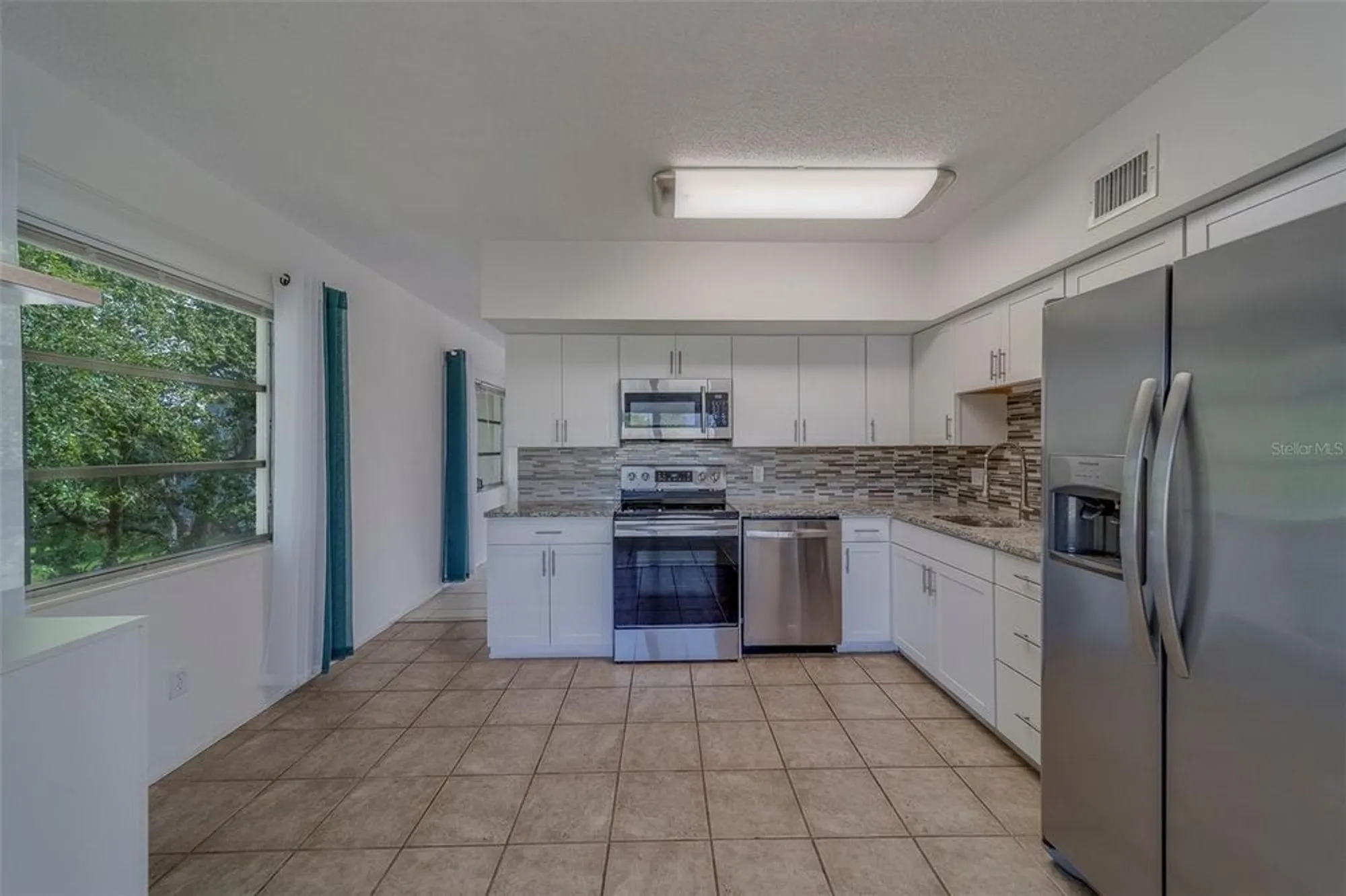 Property Slideshow image 16 of 85 | 2441 persian dr apt 61, Clearwater, FL, 33763