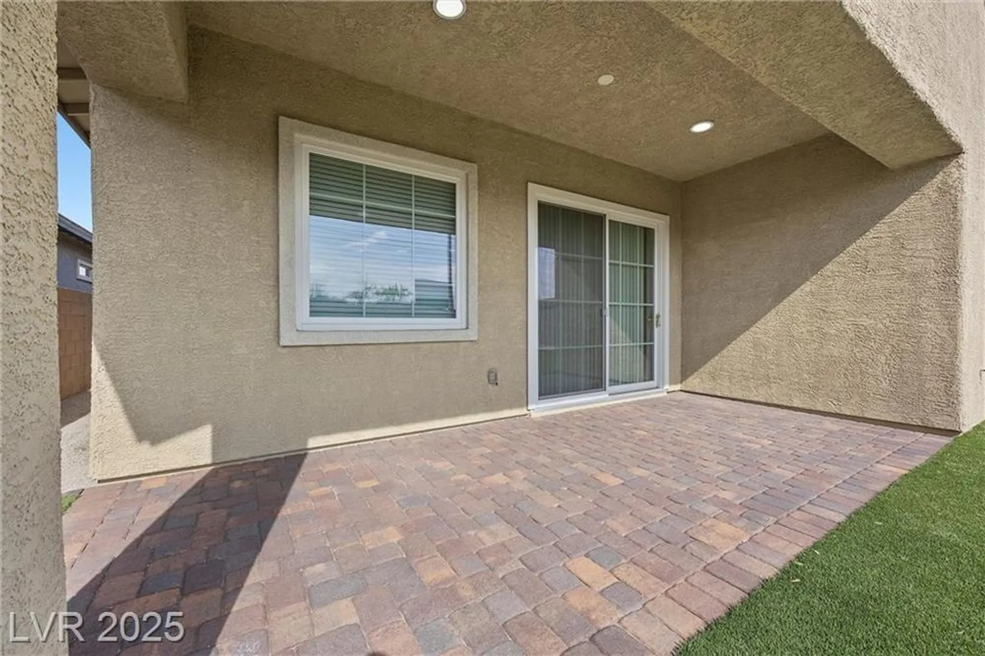 Property Slideshow image 38 of 70 | 732 rosewater dr, Henderson, NV, 89011