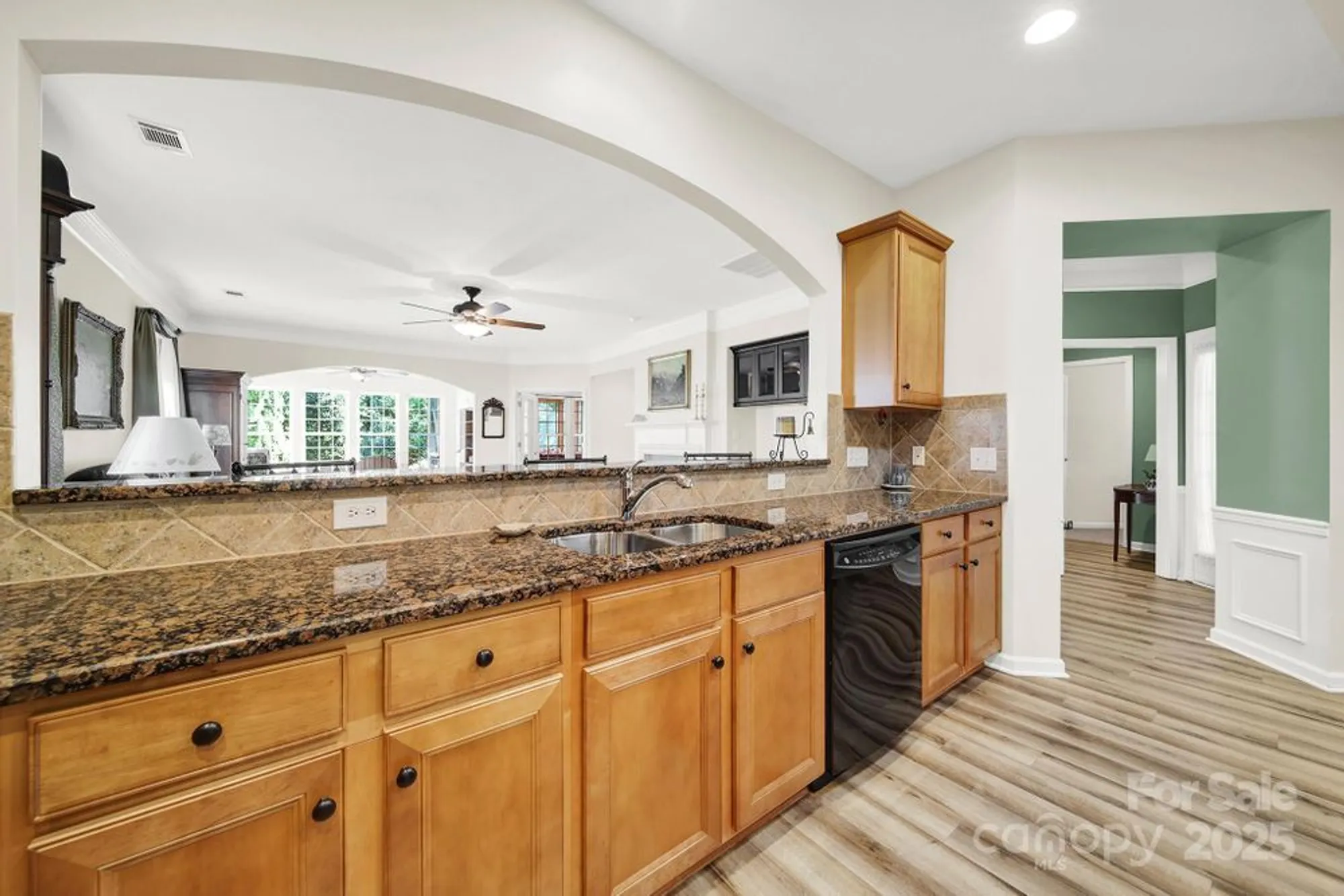 Property Slideshow image 6 of 48 | 51041 arrieta ct, Fort Mill, SC, 29707