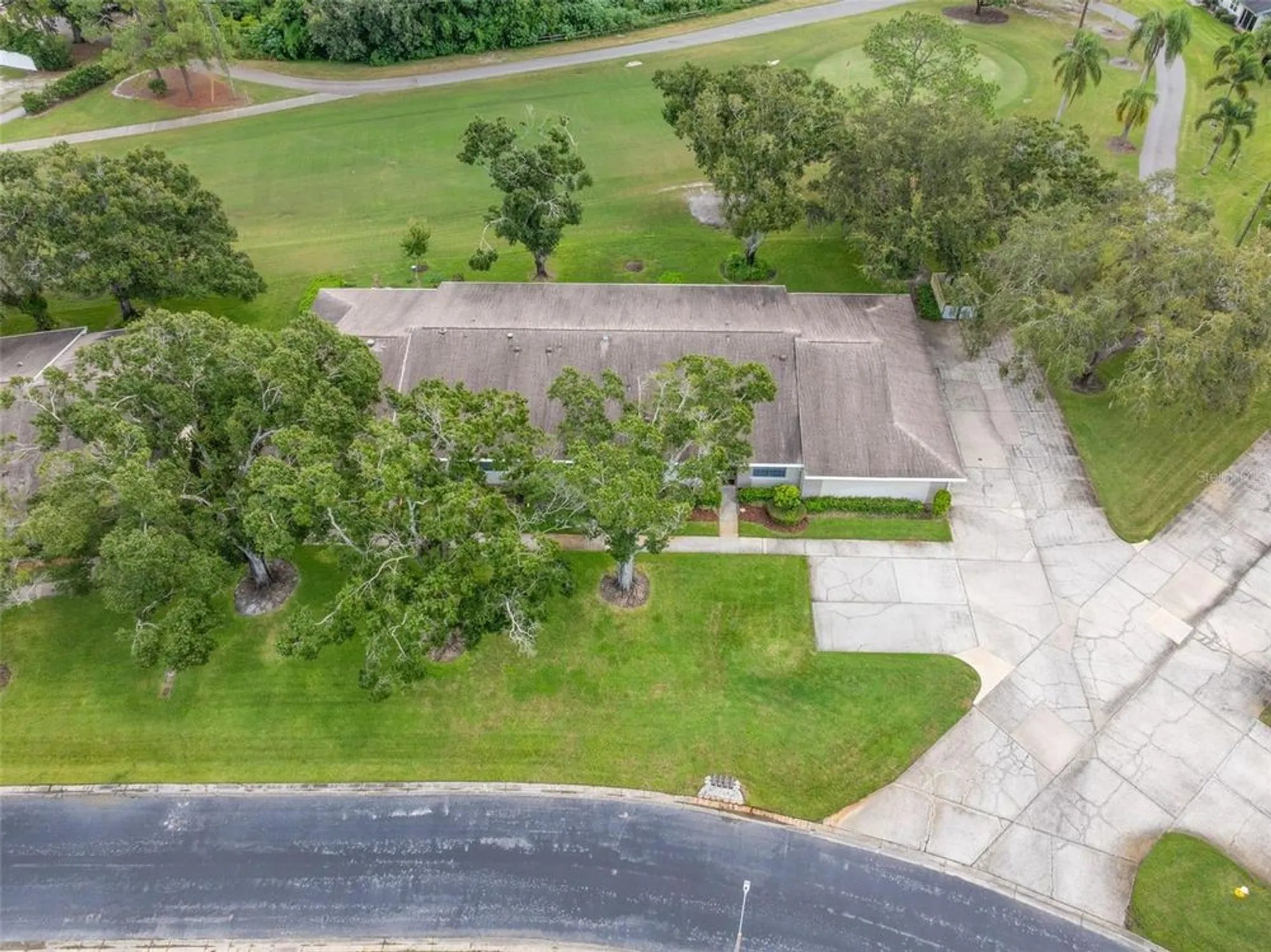 Property Slideshow image 43 of 61 | 1012 dunrobin dr d, Palm Harbor, FL, 34684