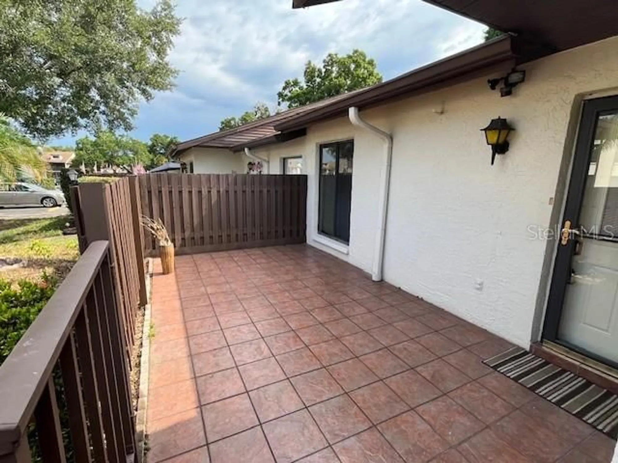 Property Slideshow image 2 of 28 | 1725 pine ridge way e apt e c, Palm Harbor, FL, 34684