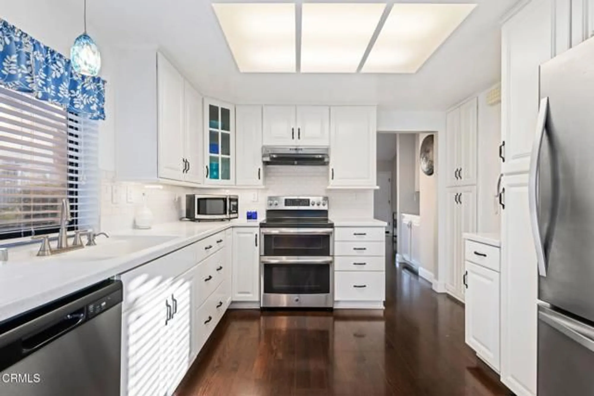 Property Slideshow image 11 of 31 | 17207 village 17, Camarillo, CA, 93012