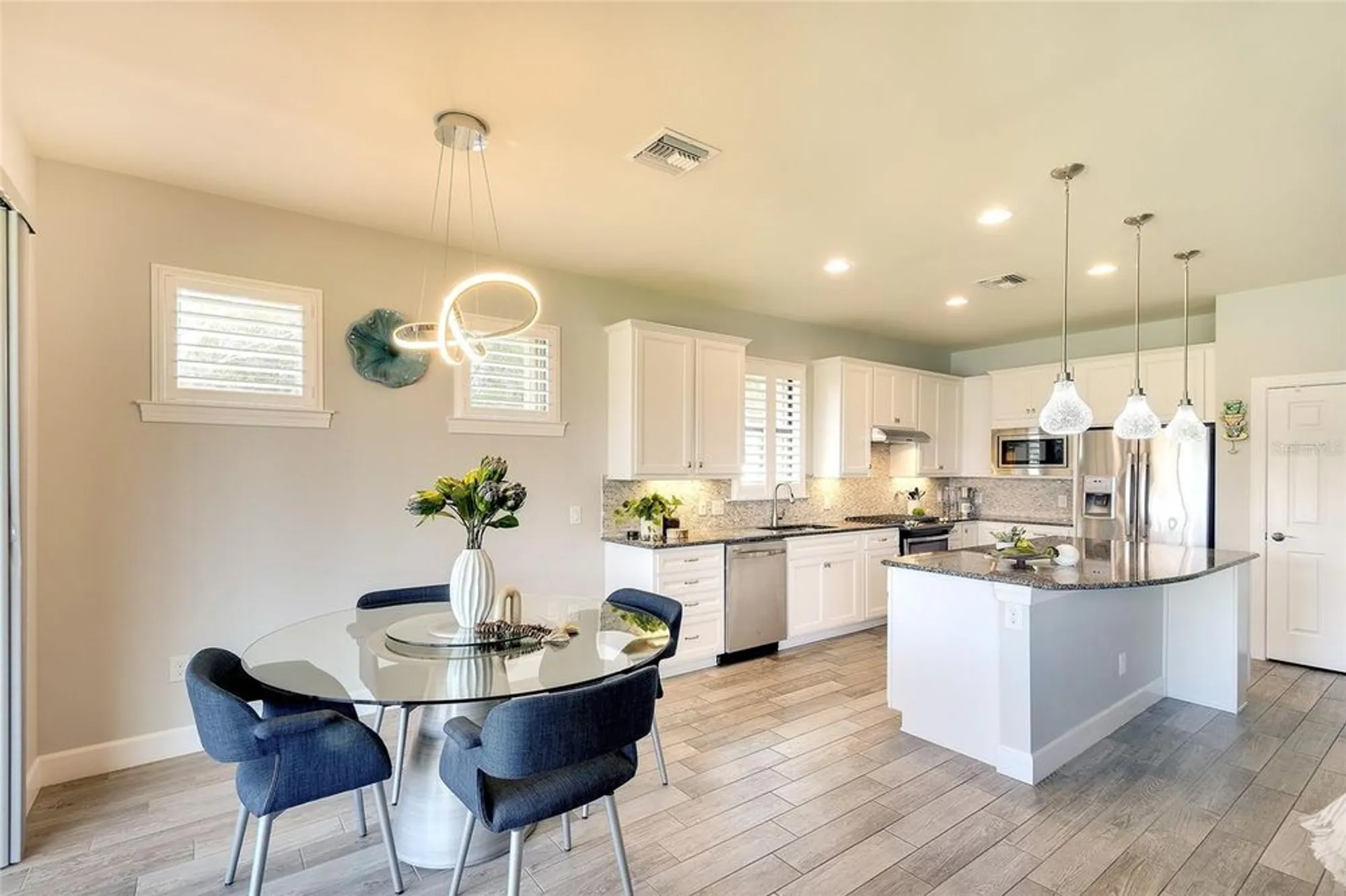 Property Slideshow image 15 of 51 | 16745 ellsworth ave, Bradenton, FL, 34202