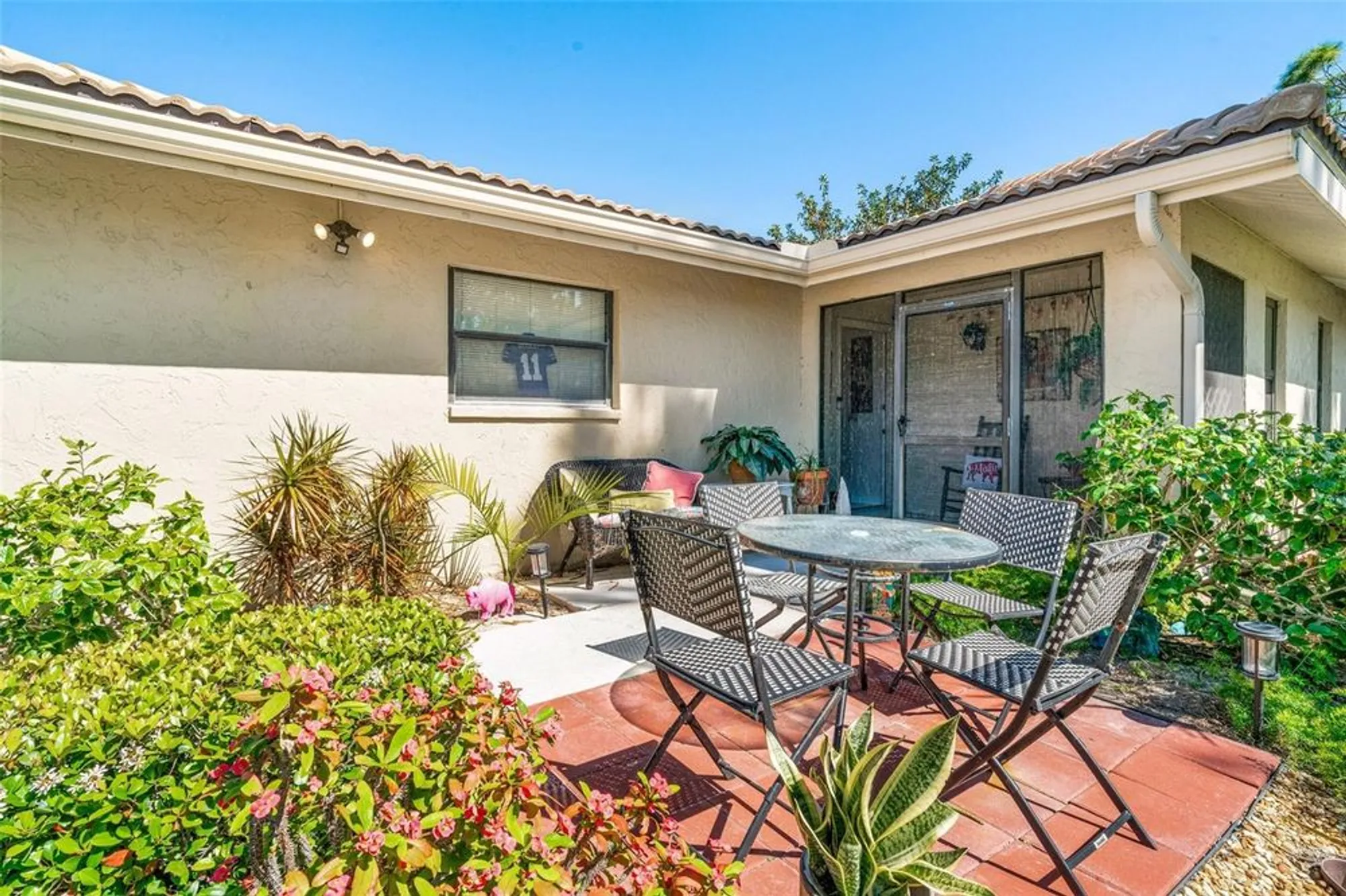 Property Slideshow image 6 of 36 | 7183 wood creek dr 9, Sarasota, FL, 34231