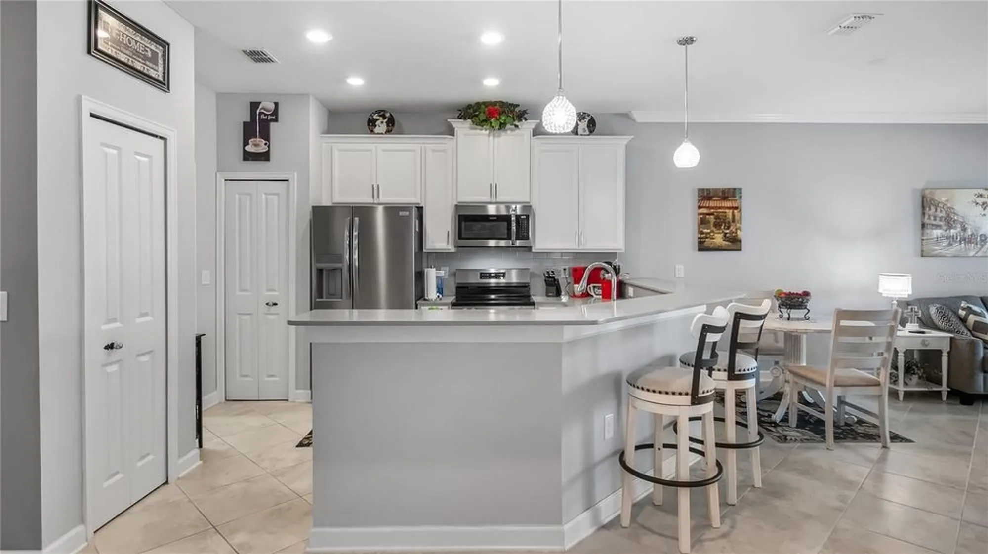 Property Slideshow image 10 of 34 | 3512 belland cir b, Clermont, FL, 34711