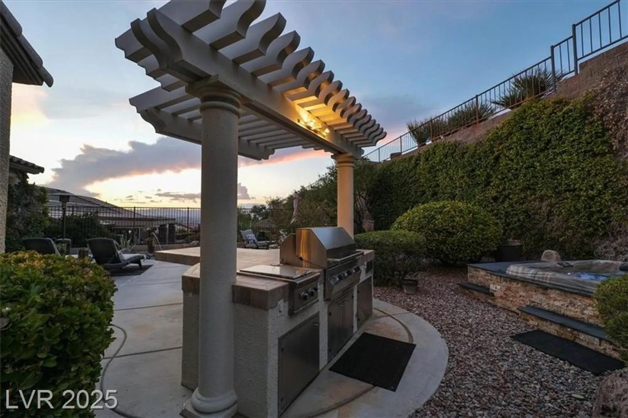 Property Slideshow image 36 of 68 | 3048 brownbirds nest dr, Henderson, NV, 89052