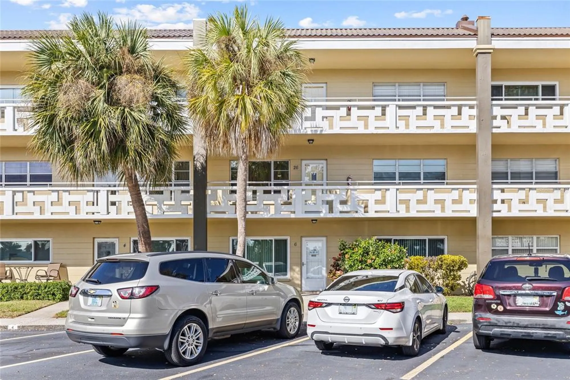 Property Slideshow image 29 of 42 | 2416 world parkway blvd 26, Clearwater, FL, 33763