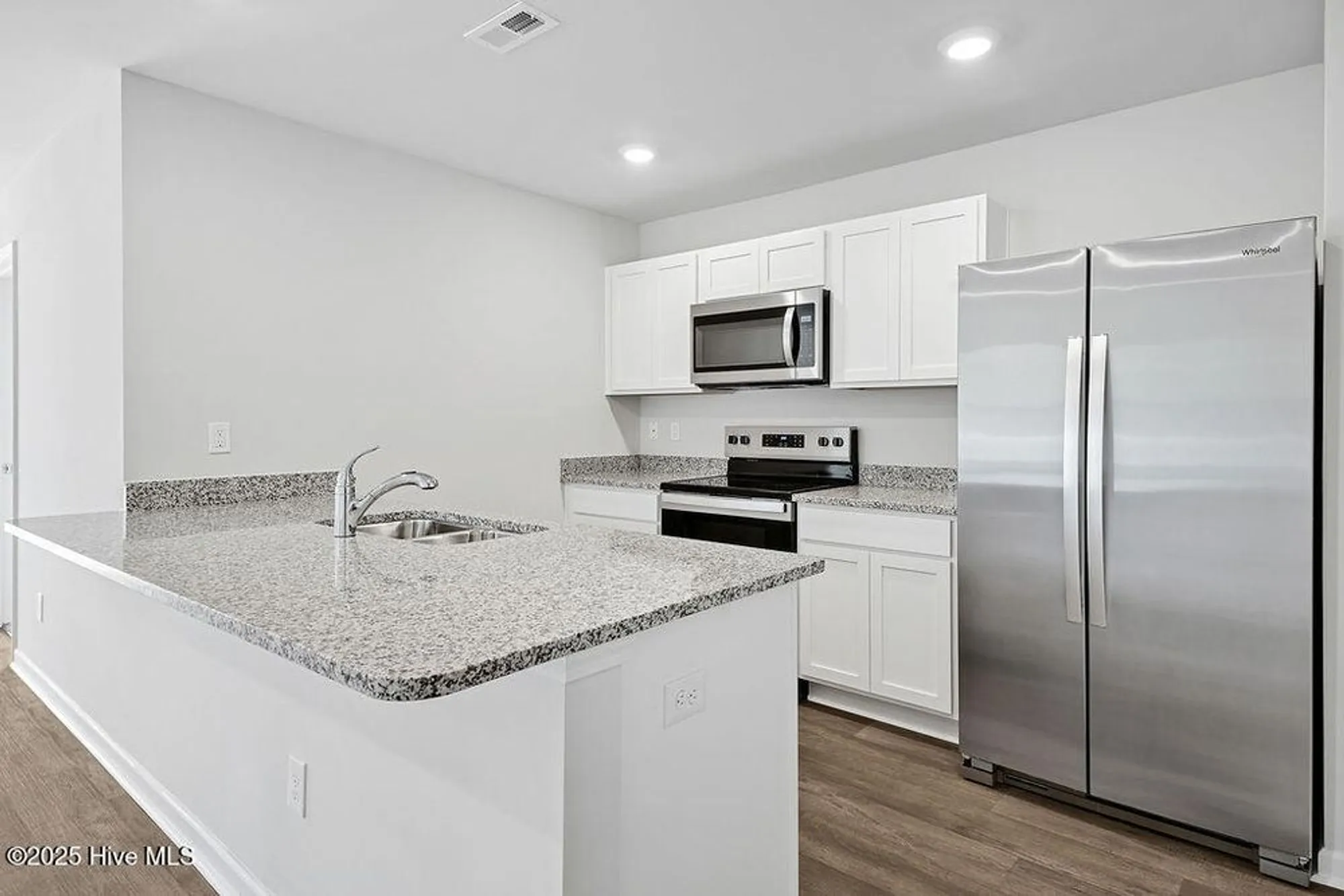 Property Slideshow image 7 of 55 | 2191 sweetspire st unit 2074, Leland, NC, 28451