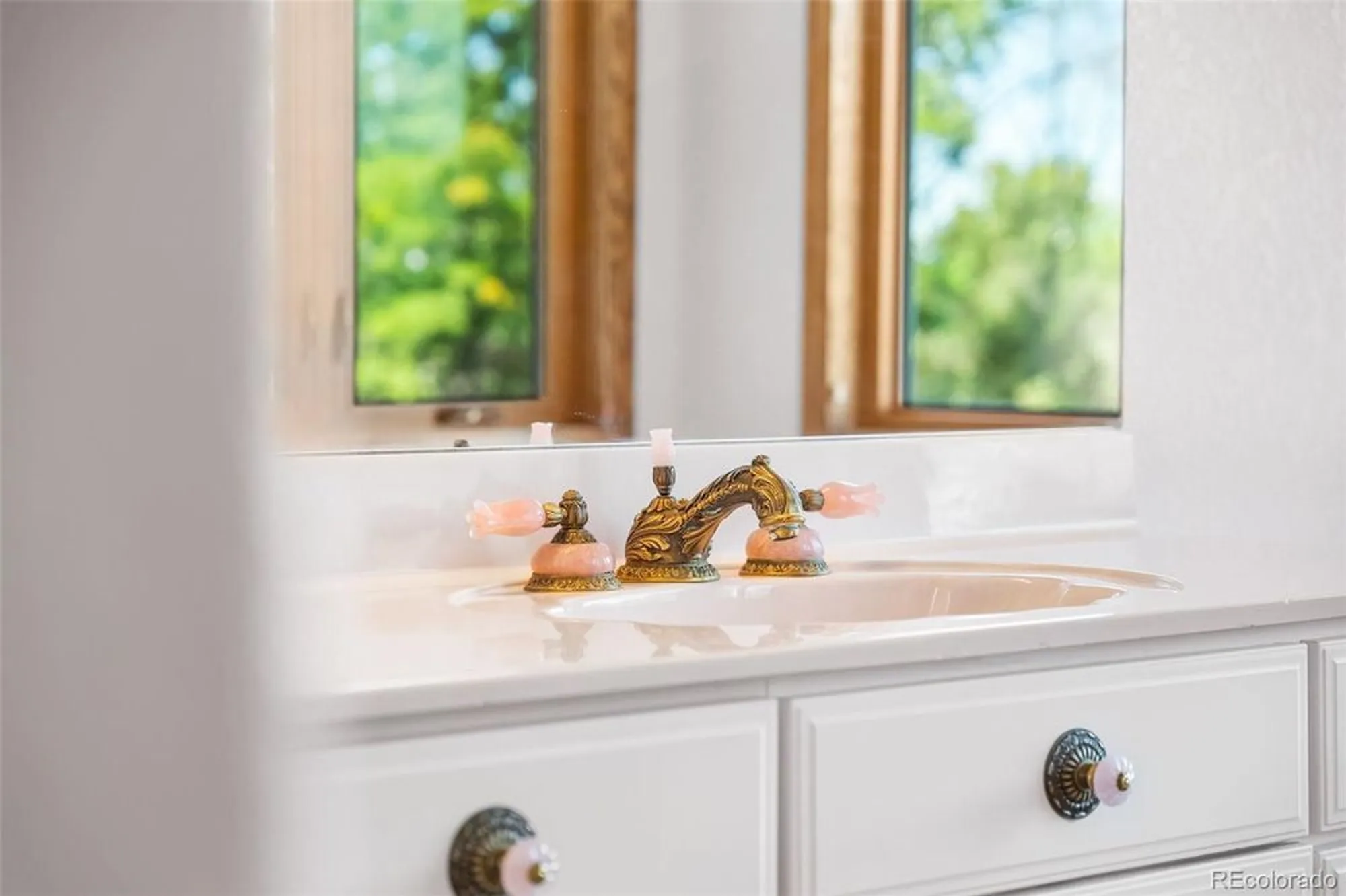 Property Slideshow image 8 of 31 | 36 carla way, Broomfield, CO, 80020