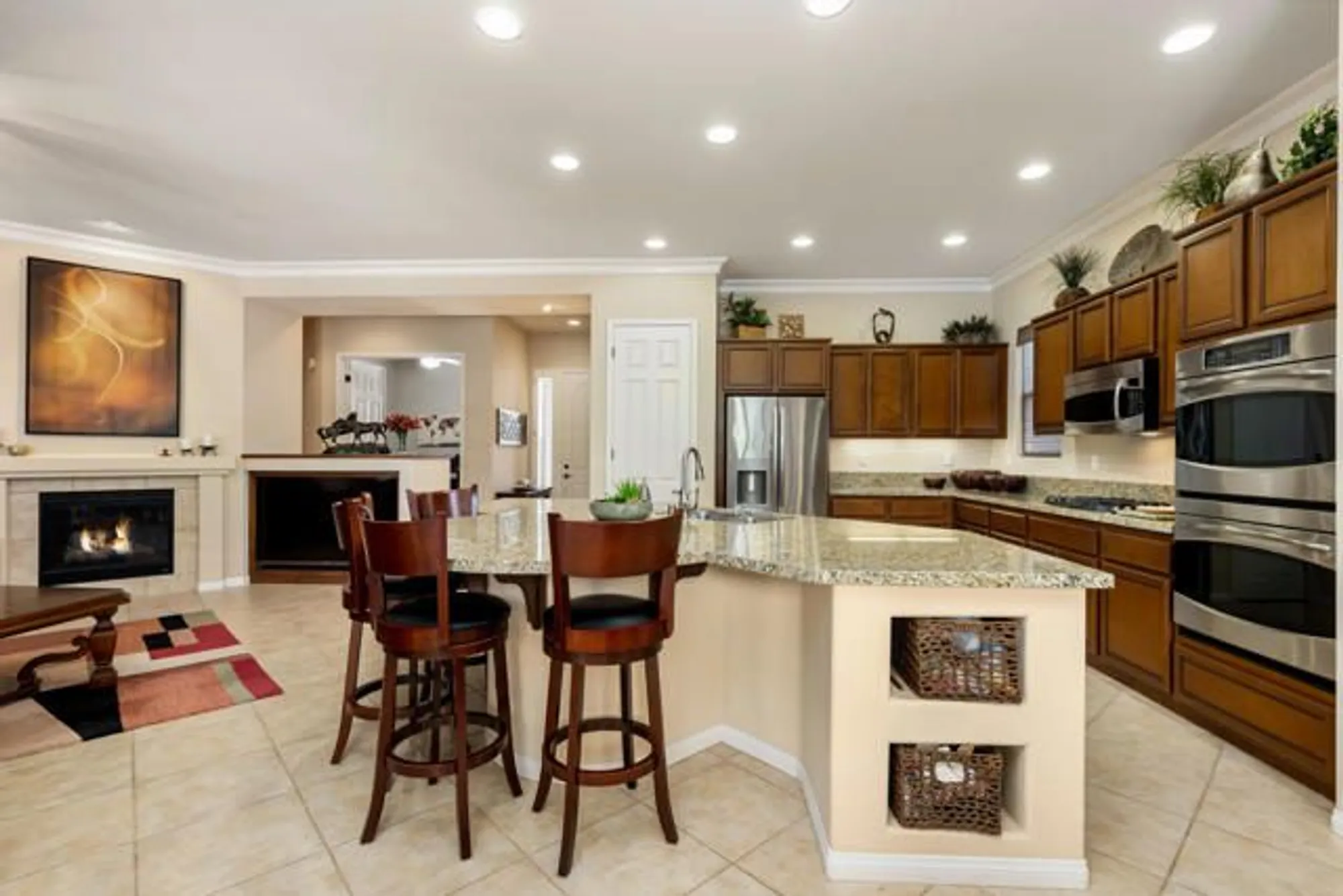 Property Slideshow image 8 of 74 | 81463 joshua tree ct, La Quinta, CA, 92253