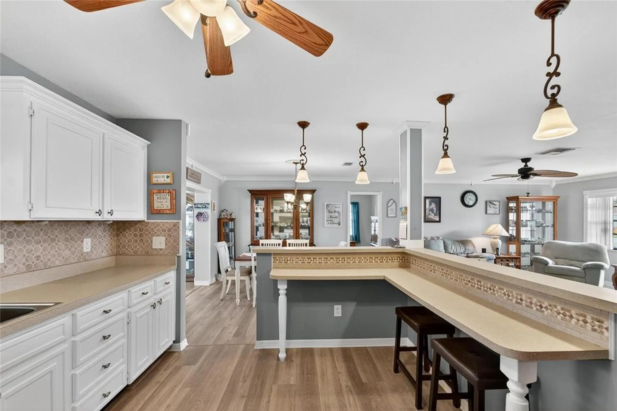 Property Slideshow image 18 of 63 | 645 fort duquesna dr, Sun City Center, FL, 33573