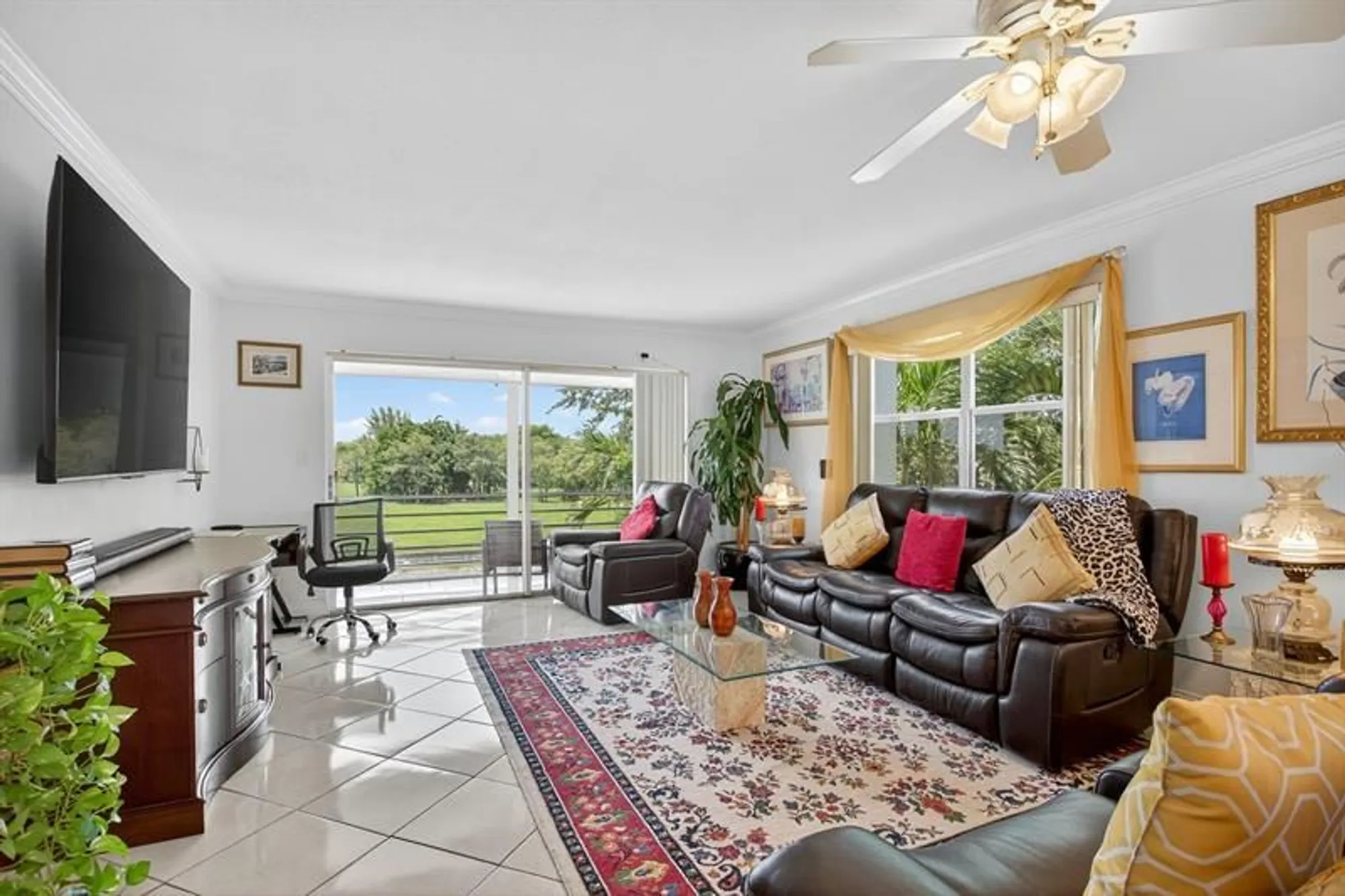 Property Slideshow image 15 of 42 | 3551 inverrary dr apt 312, Lauderhill, FL, 33319