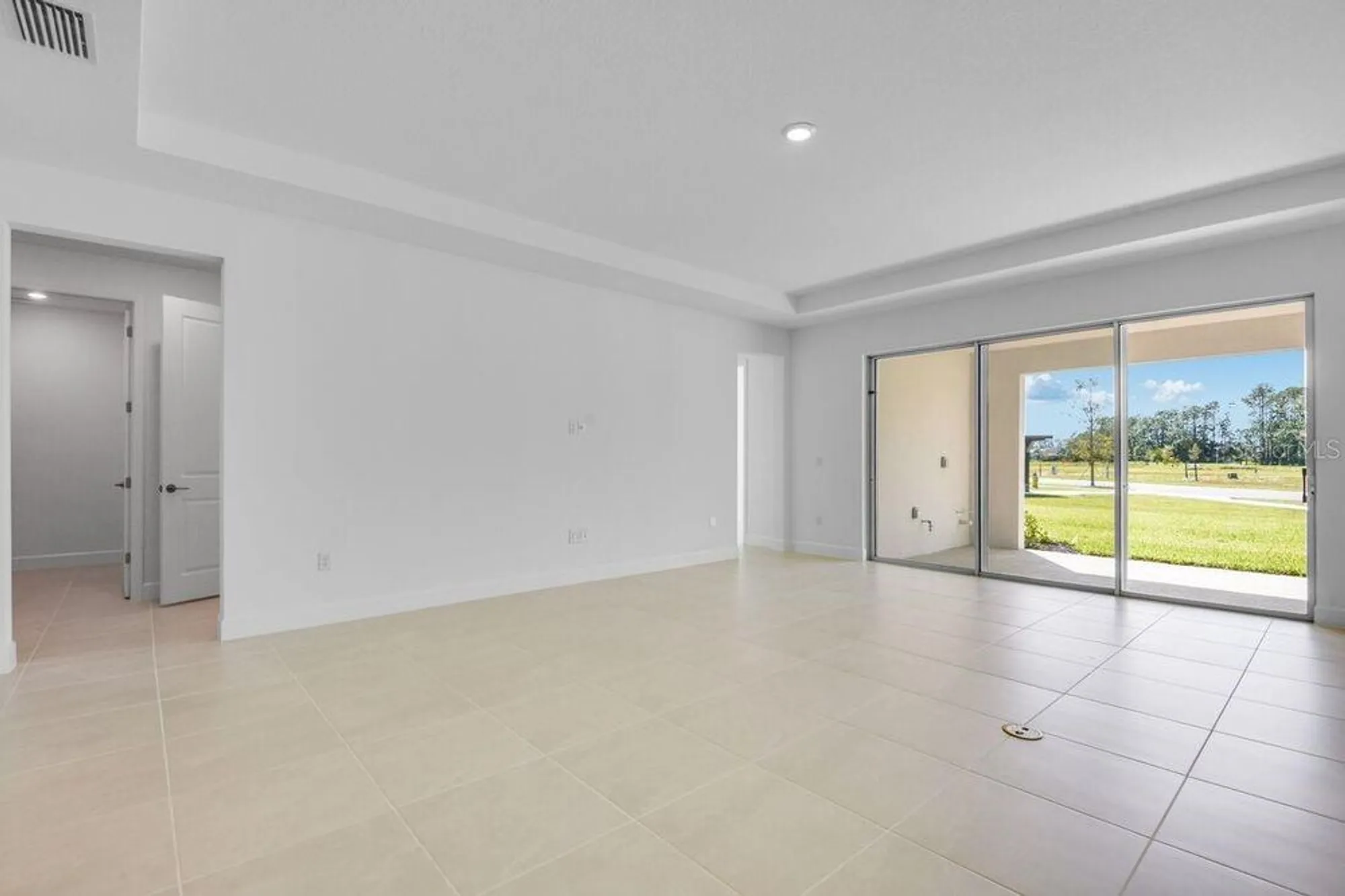 Property Slideshow image 10 of 35 | 672 junonia blvd, New Smyrna Beach, FL, 32168