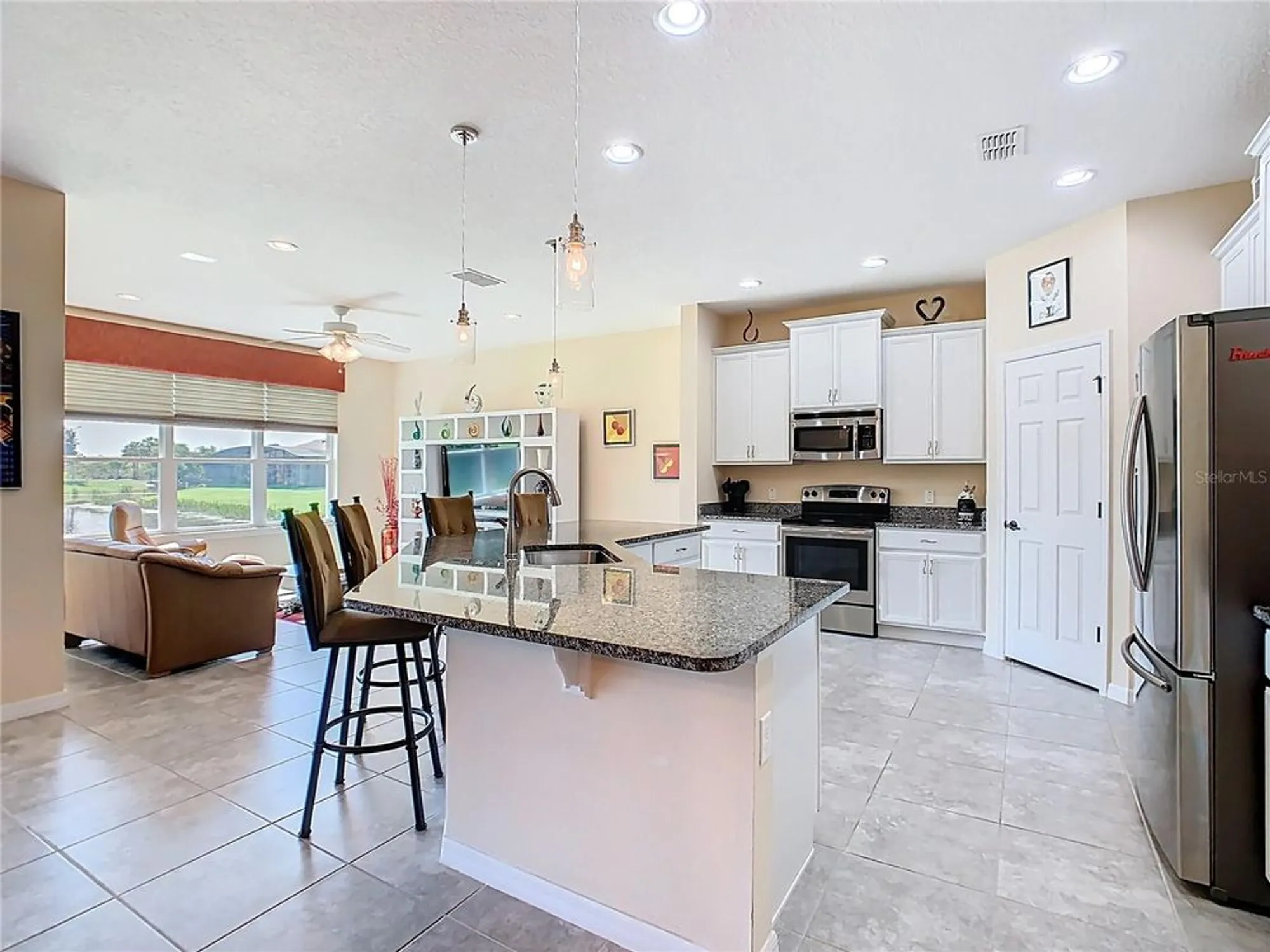 Property Slideshow image 22 of 61 | 436 bel air way, Kissimmee, FL, 34759