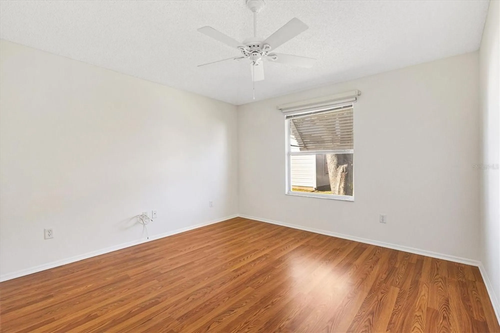 Property Slideshow image 28 of 33 | 428 canterbury ct, The Villages, FL, 32162