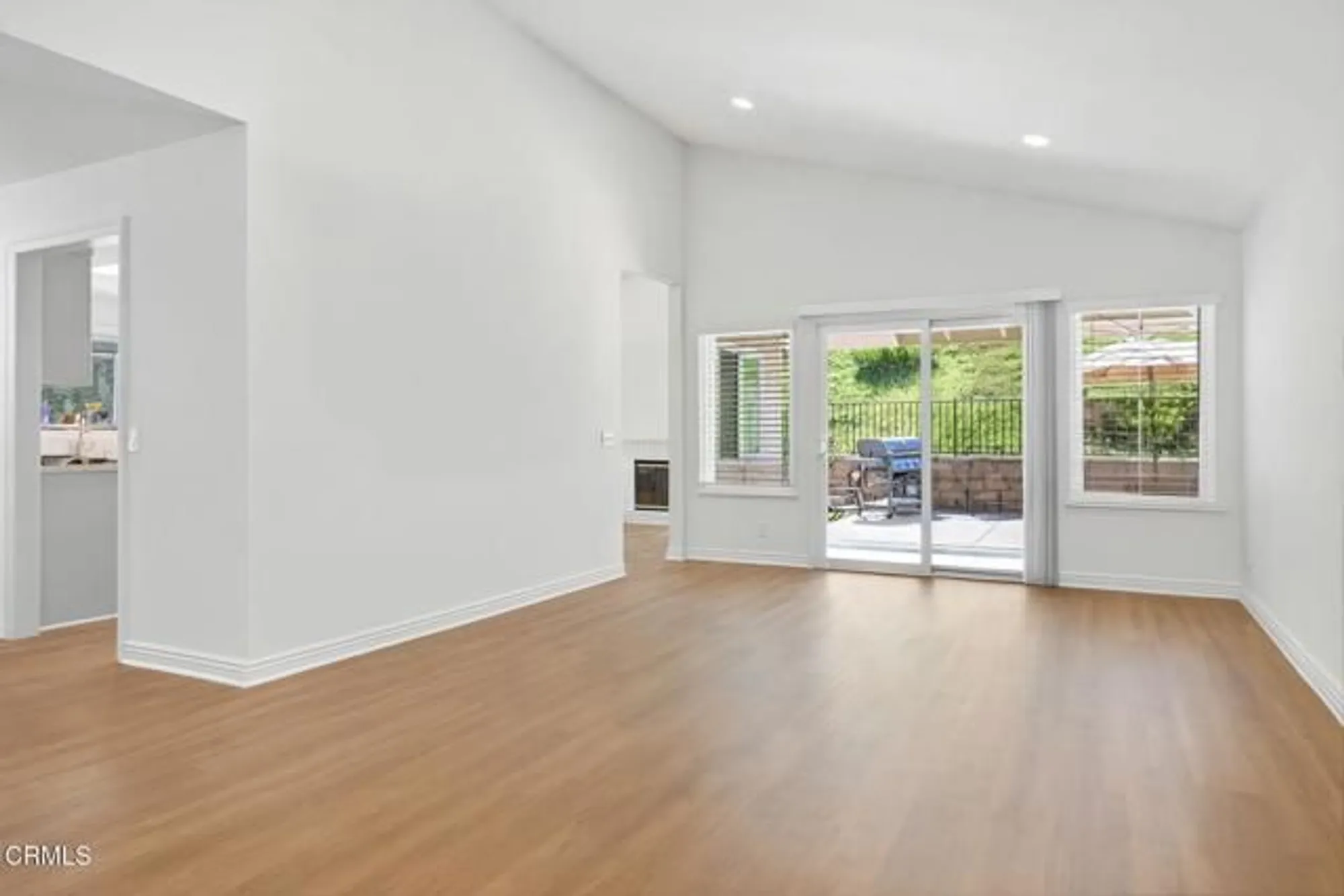 Property Slideshow image 7 of 61 | 6464 san como ln, Camarillo, CA, 93012