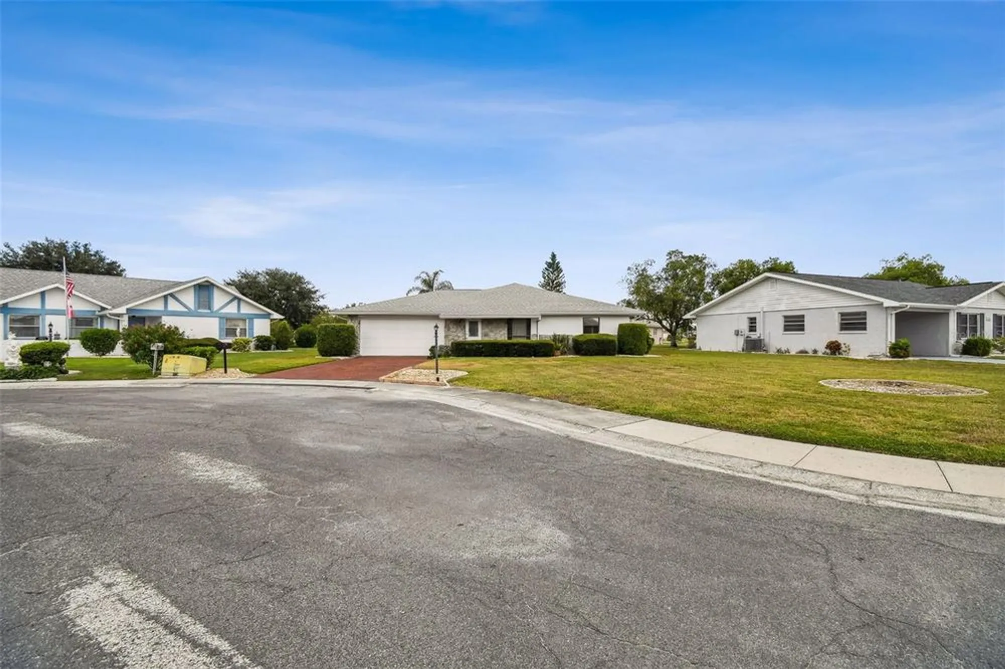 Property Slideshow image 10 of 100 | 1803 pineapple palm ct, Sun City Center, FL, 33573