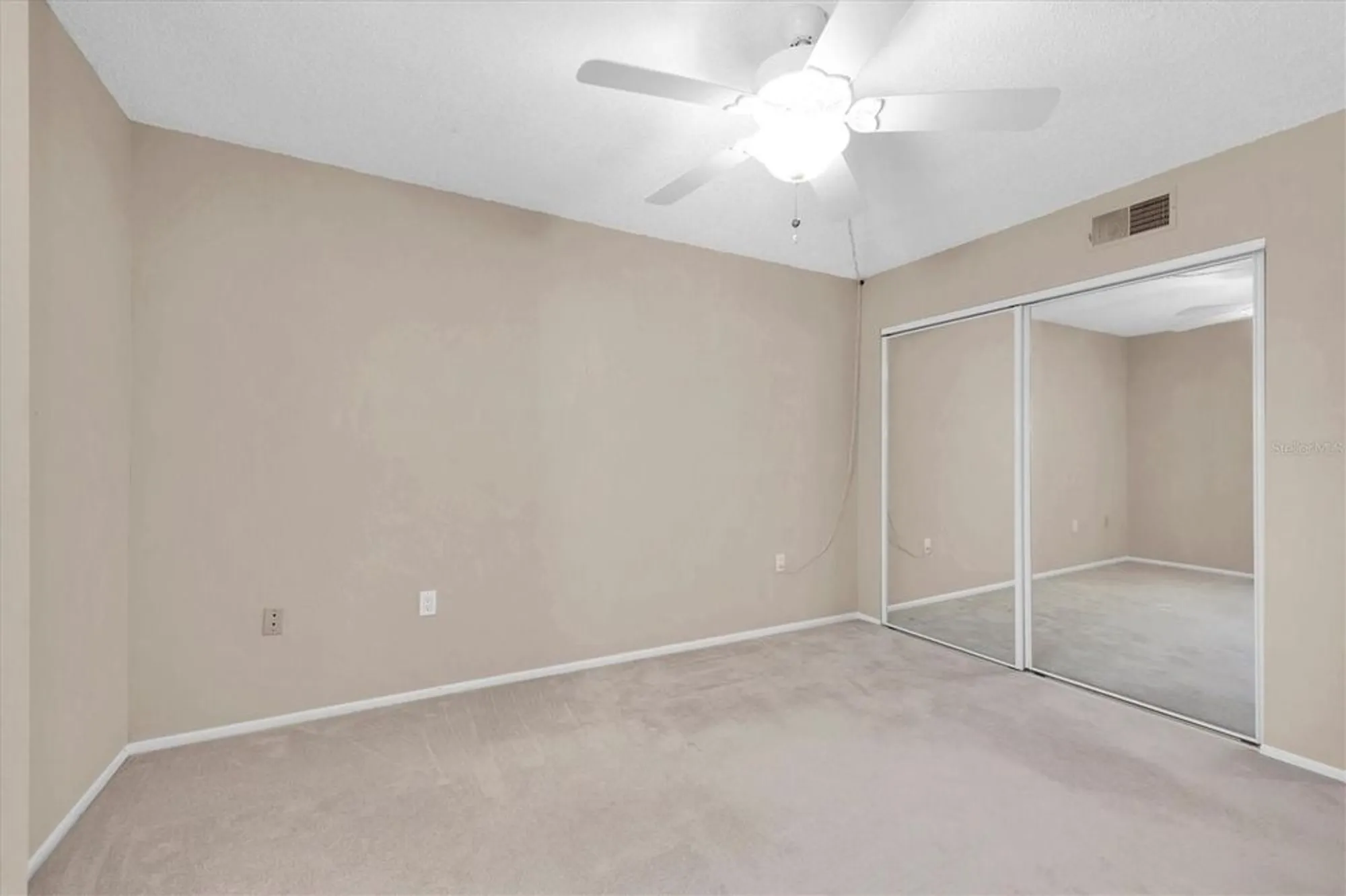 Property Slideshow image 16 of 25 | 19029 us highway 19 n apt 26-304, Clearwater, FL, 33764