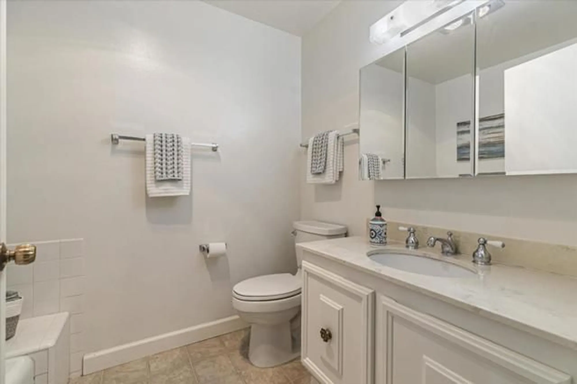 Property Slideshow image 17 of 24 | 5189 cribari hls, San Jose, CA, 95135