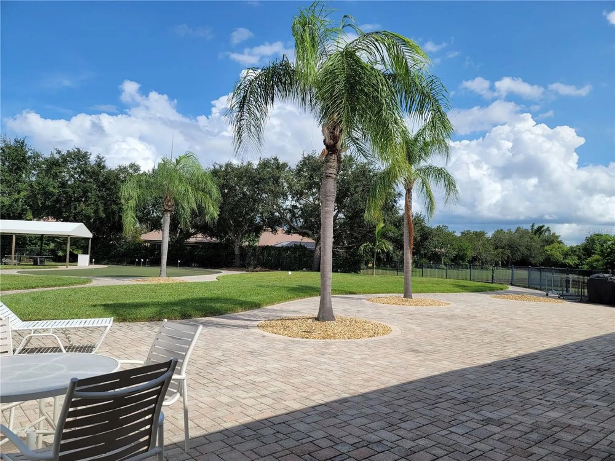 Property Slideshow image 51 of 100 | 303 bluewater falls ct, Apollo Beach, FL, 33572
