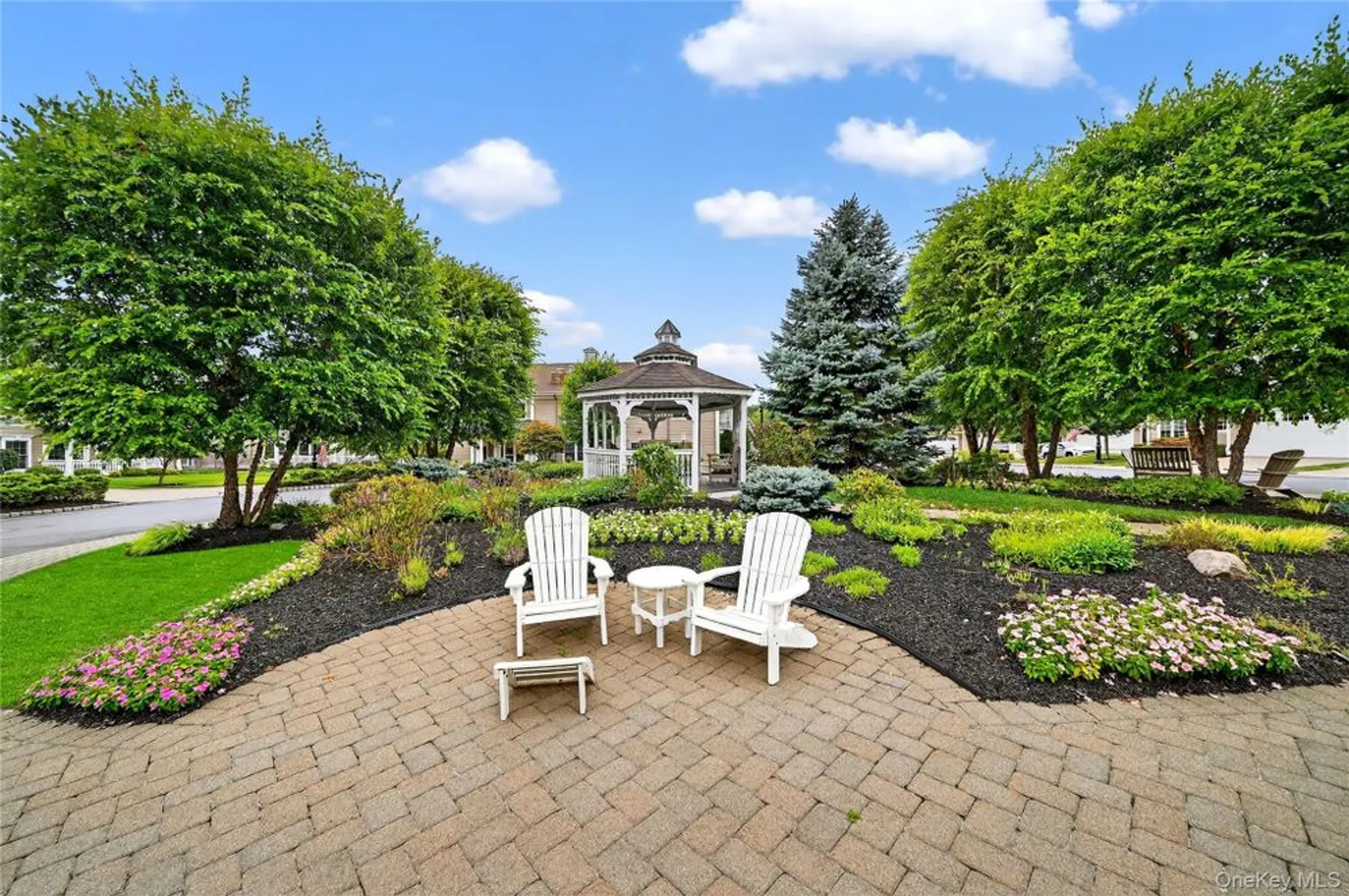 Property Slideshow image 30 of 48 | 41 michael roberts ct, Pearl River, NY, 10965