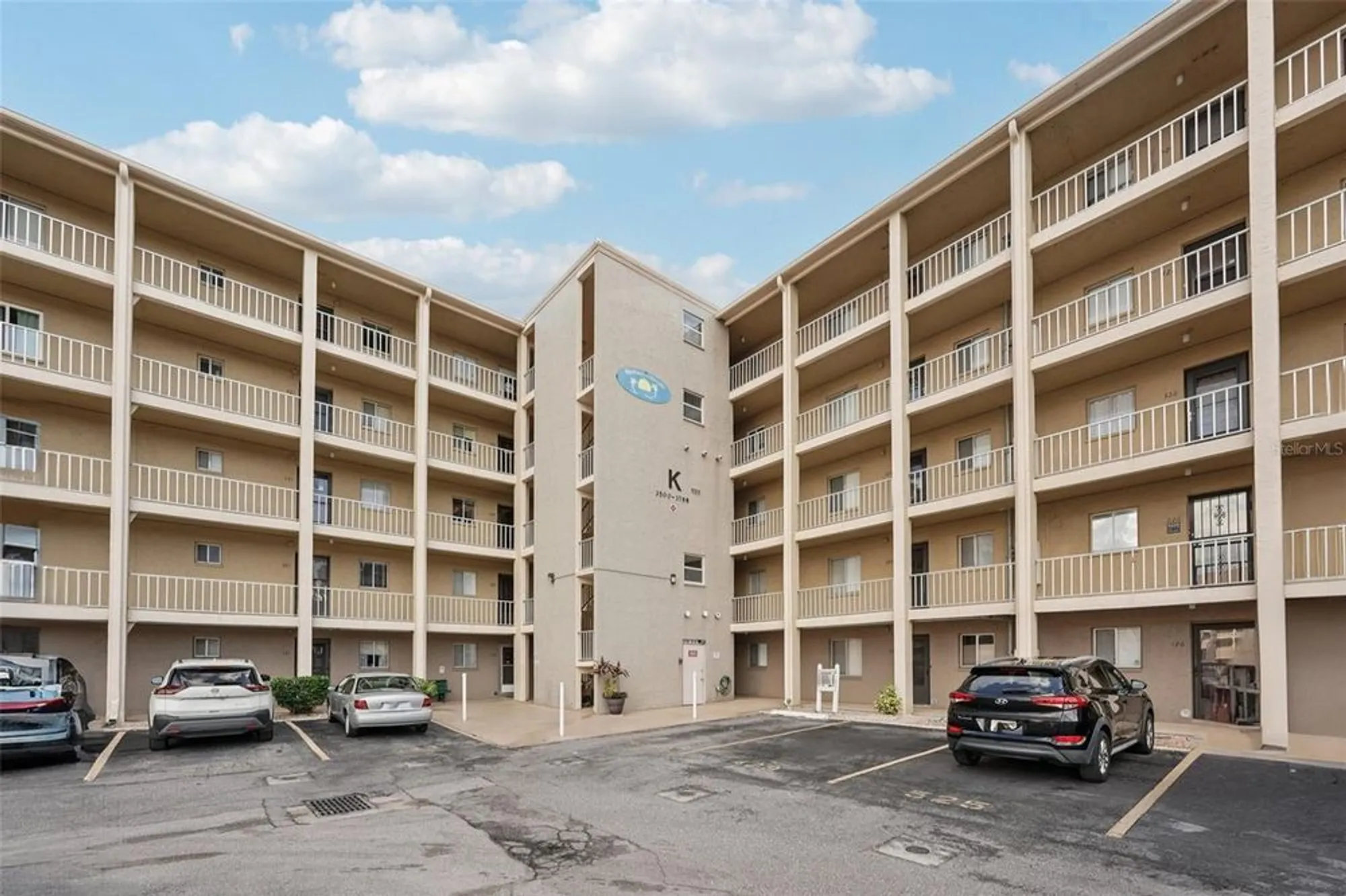 Property Slideshow image 2 of 27 | 3606 lake bayshore dr # k224, Bradenton, FL, 34205