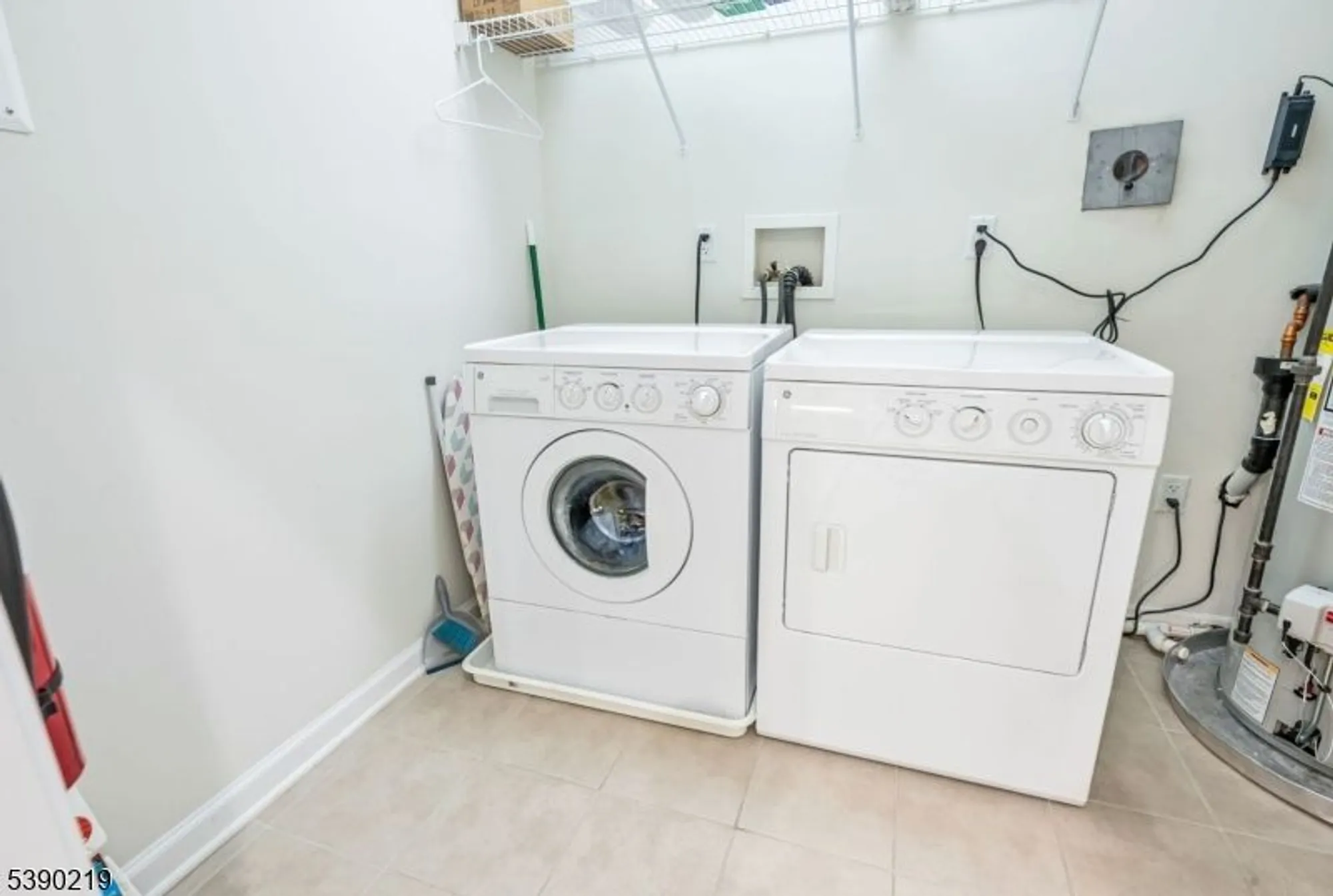 Property Slideshow image 17 of 28 | 9116 warrens way # 116, Wanaque, NJ, 07465