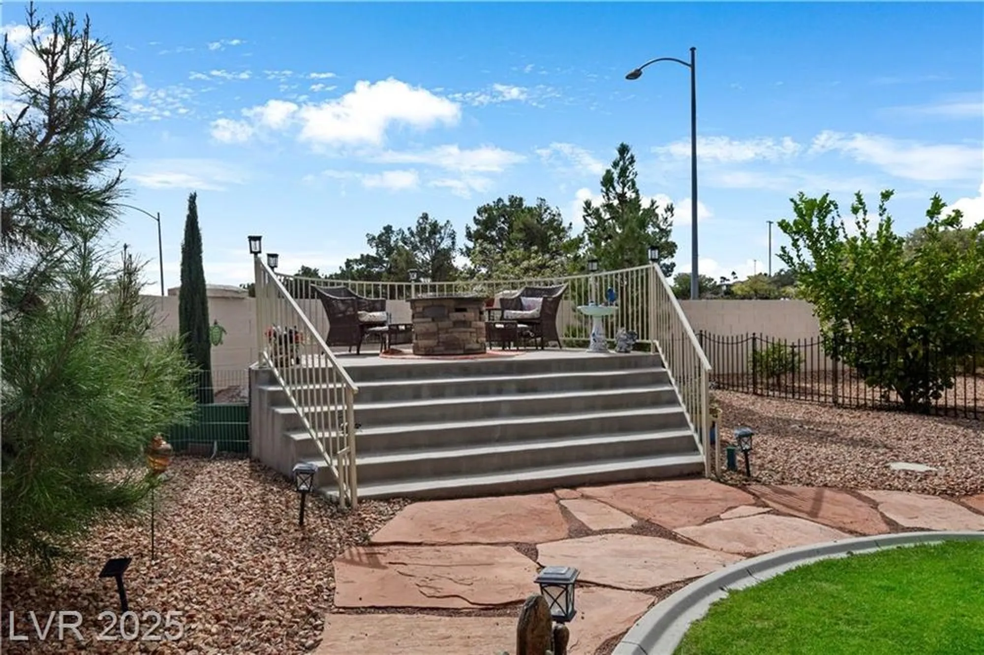 Property Slideshow image 34 of 40 | 2332 rumriver st, Las Vegas, NV, 89134