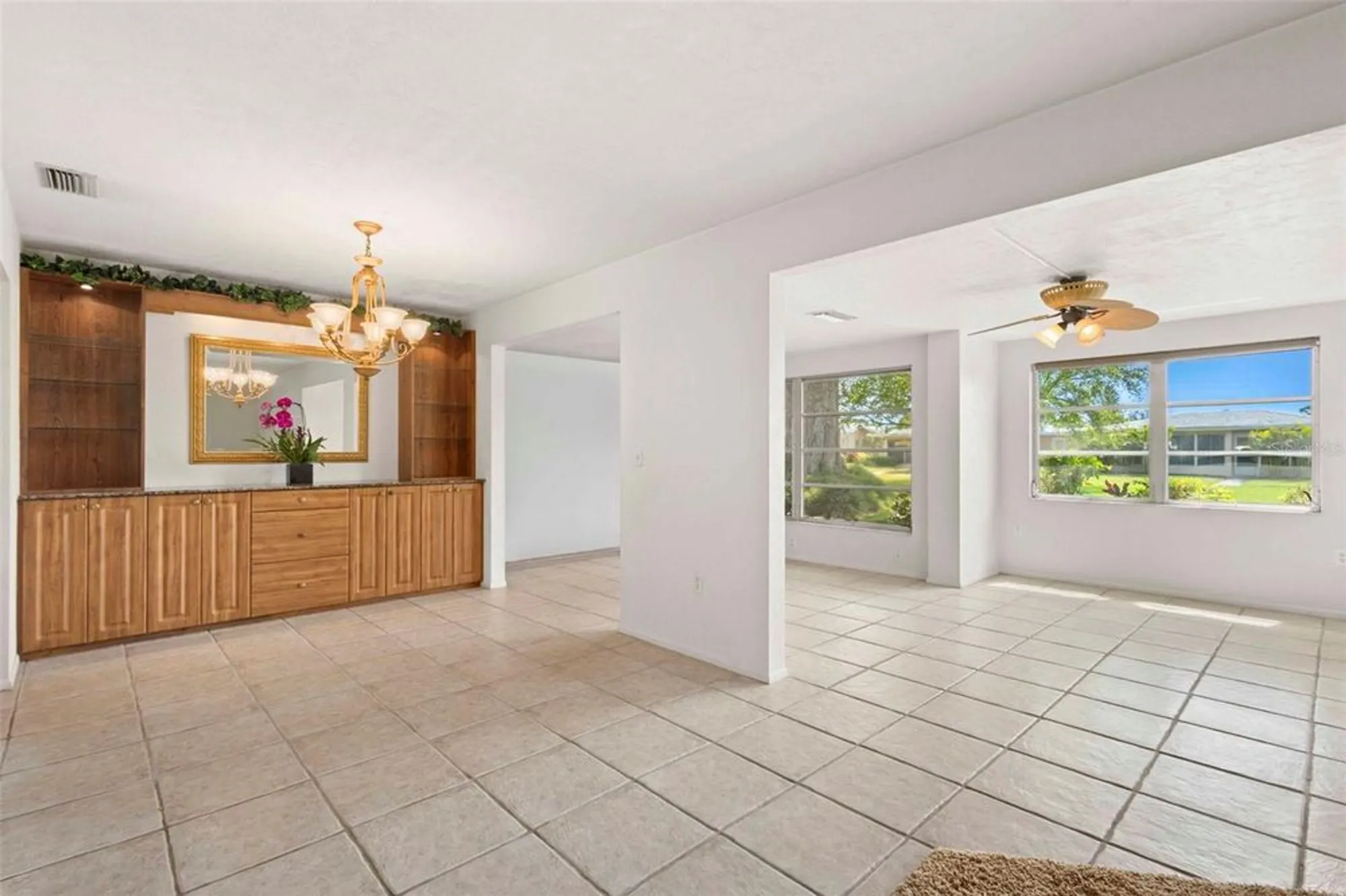 Property Slideshow image 12 of 35 | 3328 dartmouth ln 1012, Sarasota, FL, 34239