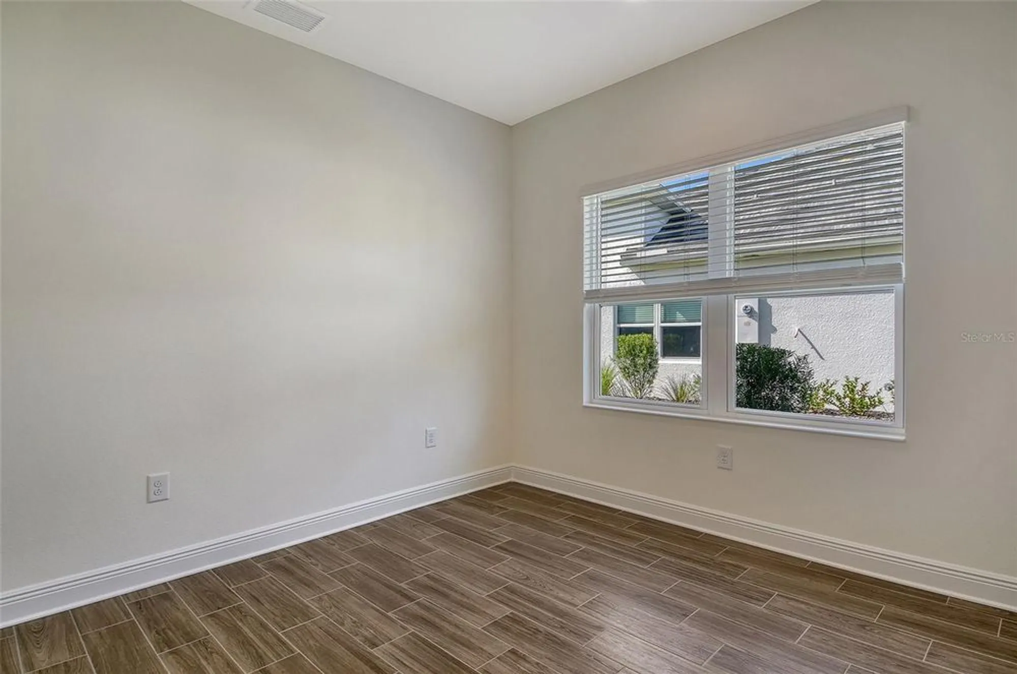 Property Slideshow image 29 of 41 | 12697 palatka dr, Venice, FL, 34293