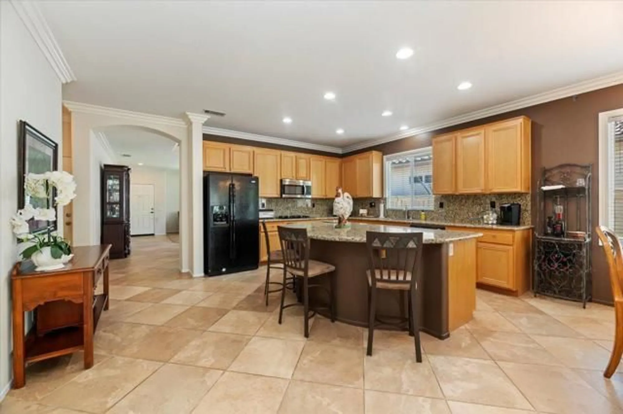Property Slideshow image 15 of 37 | 28026 crystal spring dr, Menifee, CA, 92584