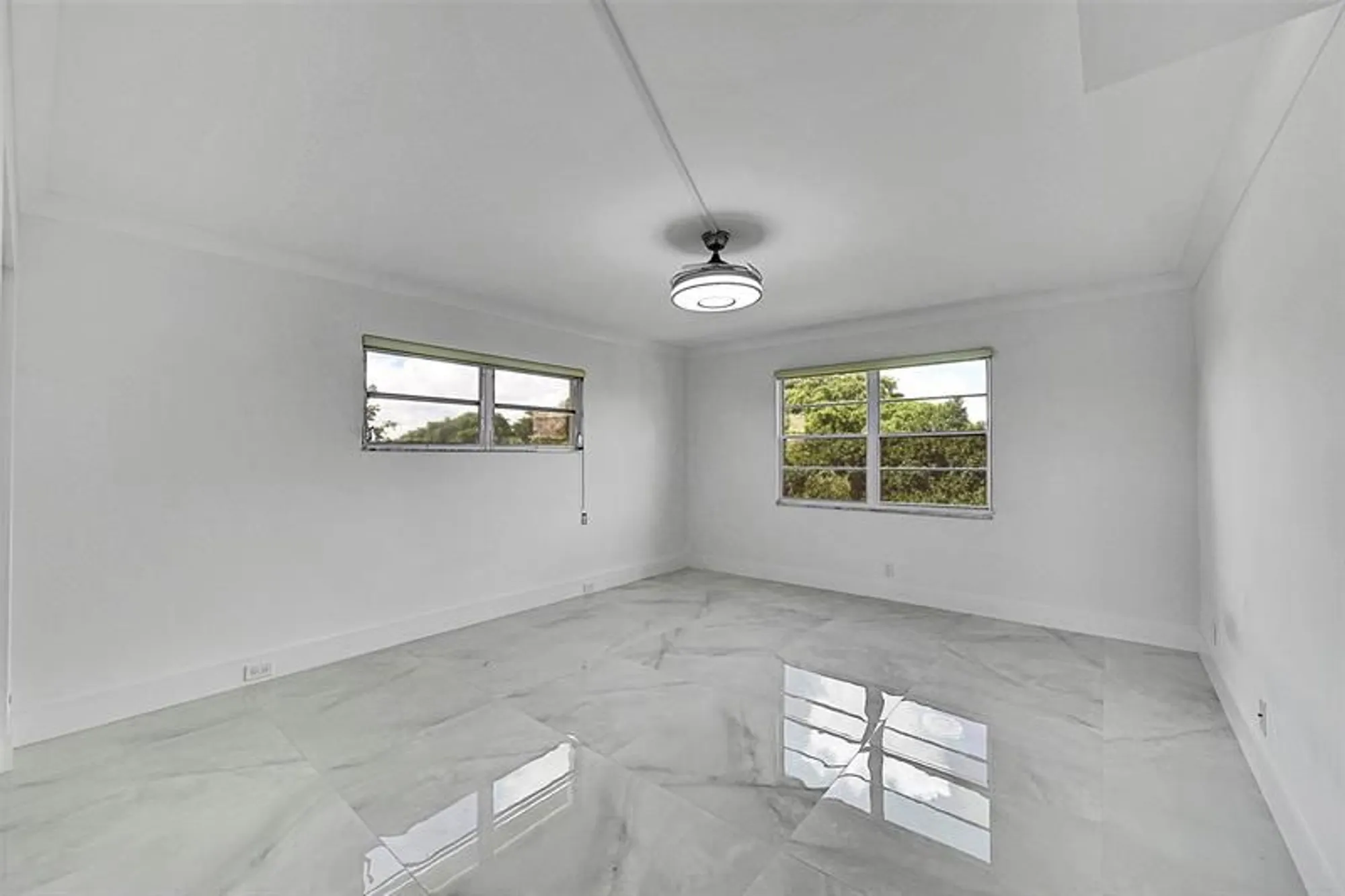 Property Slideshow image 13 of 65 | 2901 victoria cir m4, Coconut Creek, FL, 33066