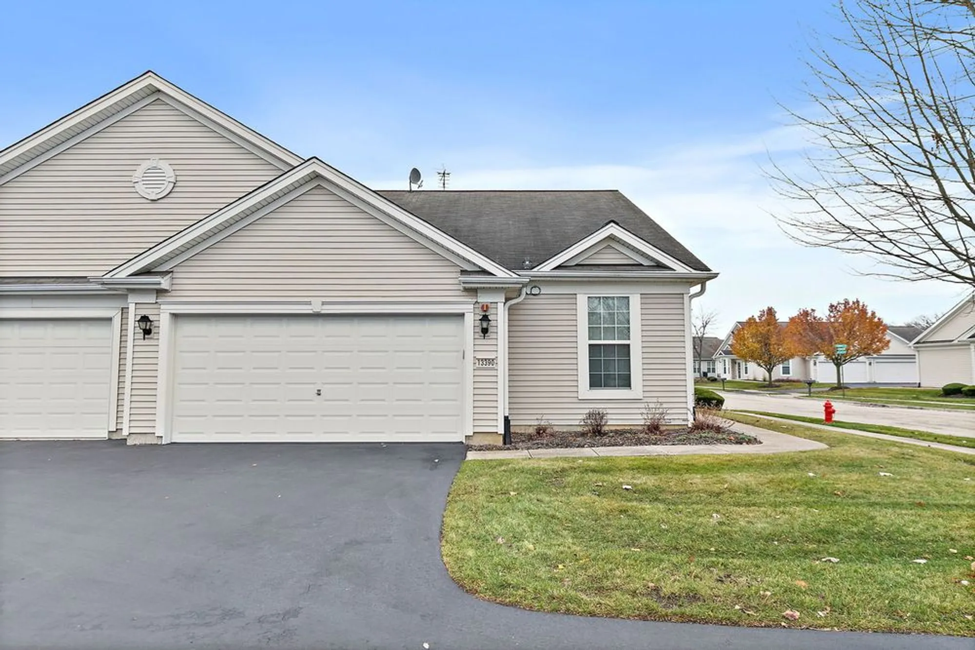 Property Slideshow image 2 of 20 | 13390 red alder ave, Huntley, IL, 60142