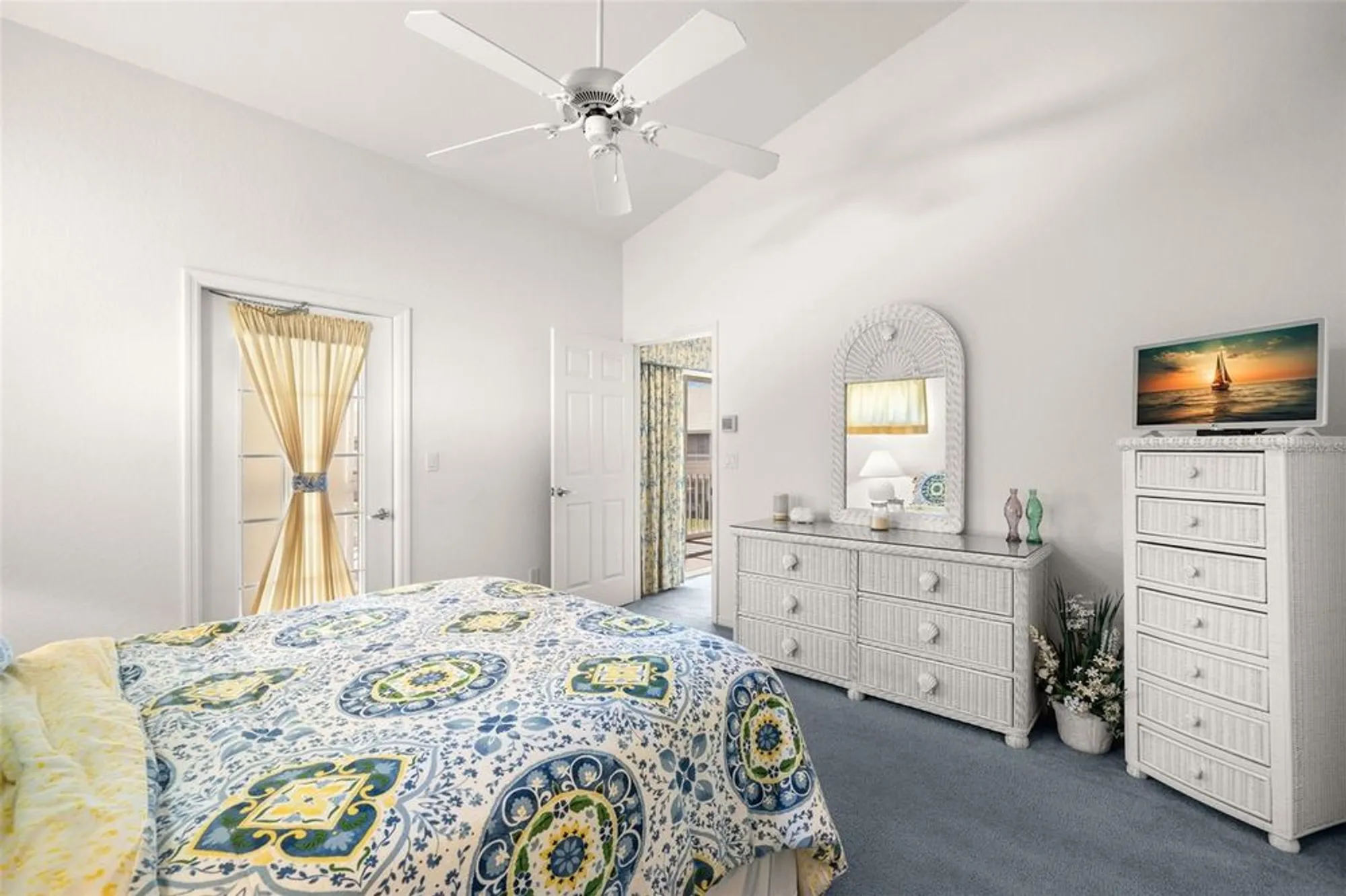Property Slideshow image 17 of 32 | 6594 fairway gardens dr # 6594, Bradenton, FL, 34203