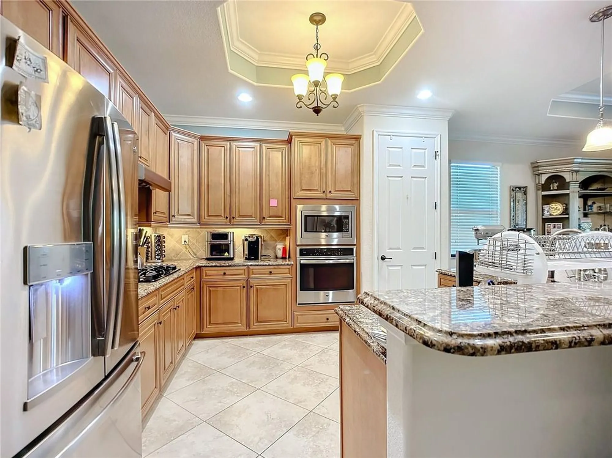 Property Slideshow image 12 of 61 | 2902 aviamar cir, Naples, FL, 34114