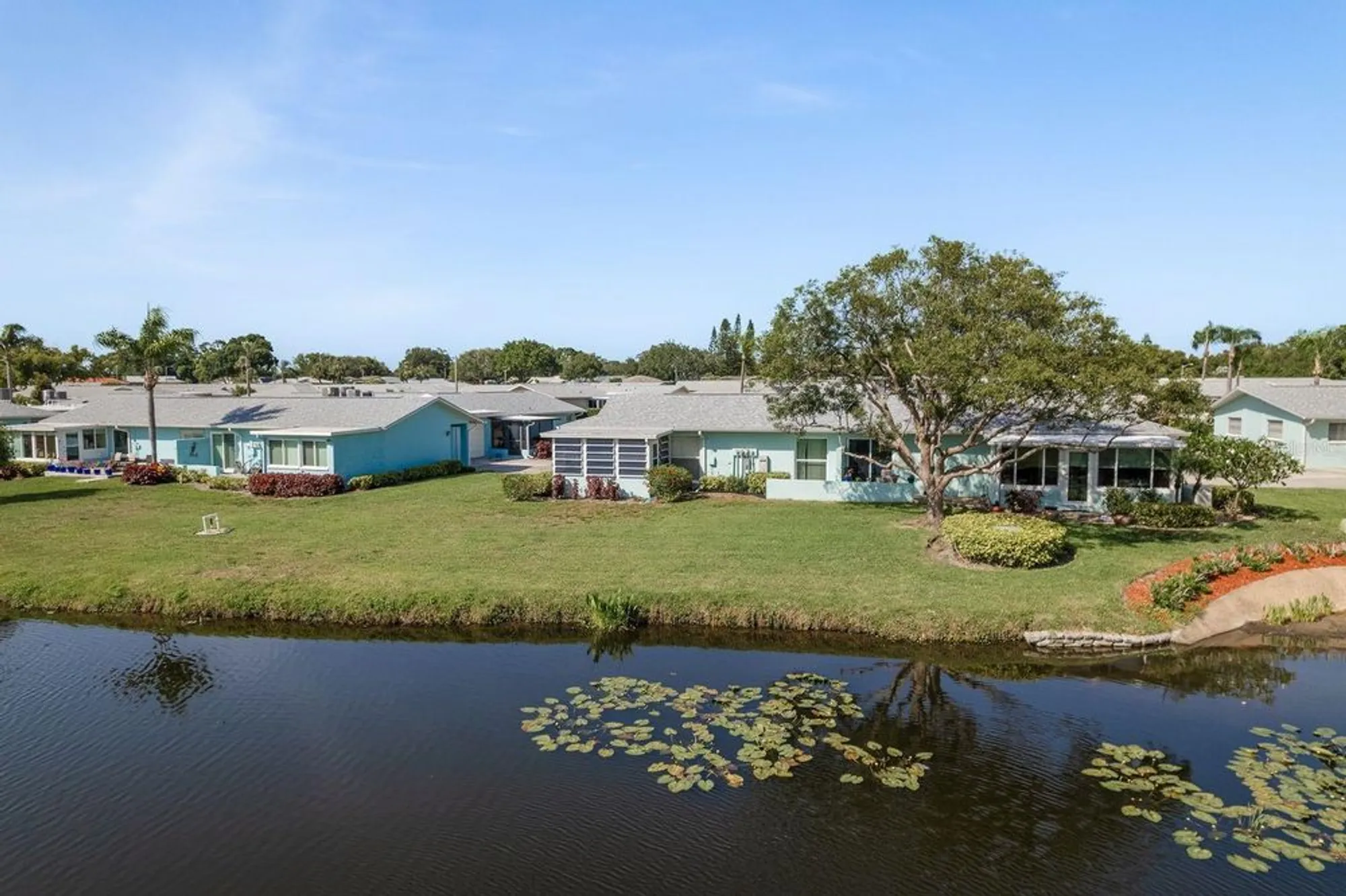 Property Slideshow image 39 of 55 | 2738 sherbrooke ln c, Palm Harbor, FL, 34684