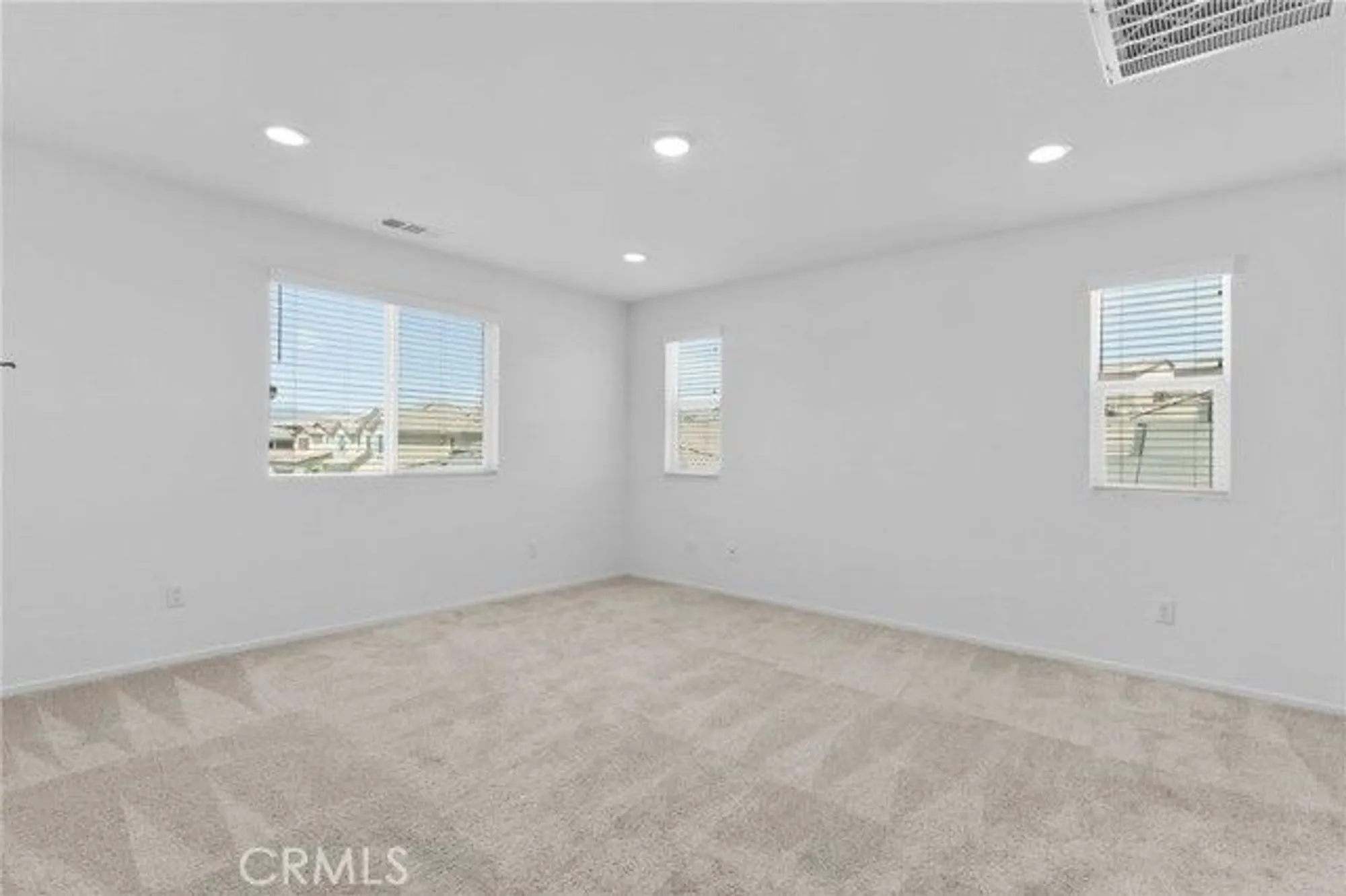 Property Slideshow image 18 of 47 | 24085 midvale ct, Corona, CA, 92883