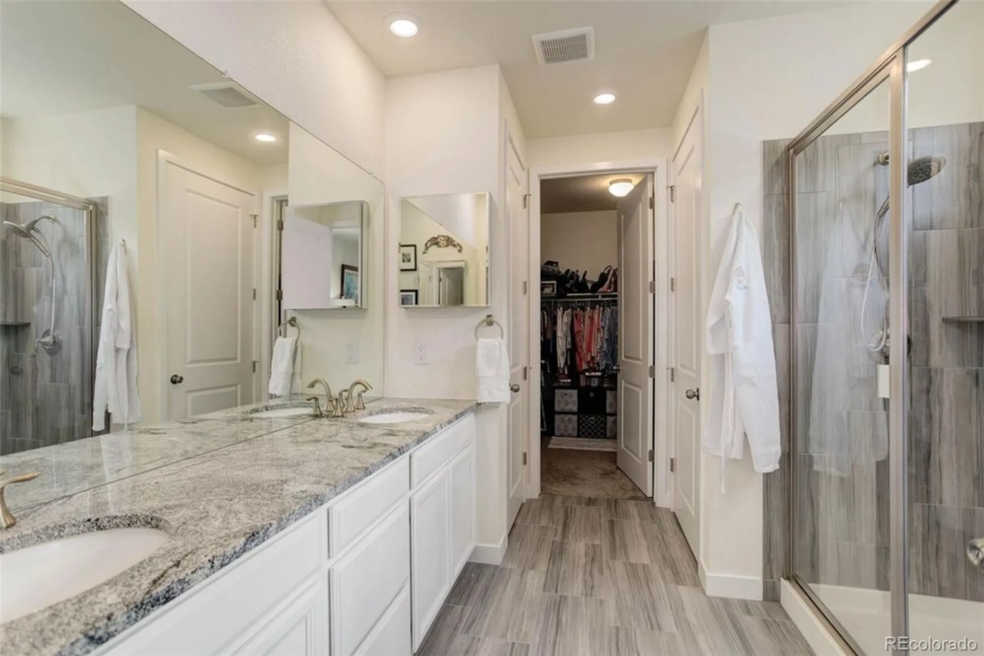 Property Slideshow image 19 of 48 | 8901 s ukraine ct, Aurora, CO, 80016
