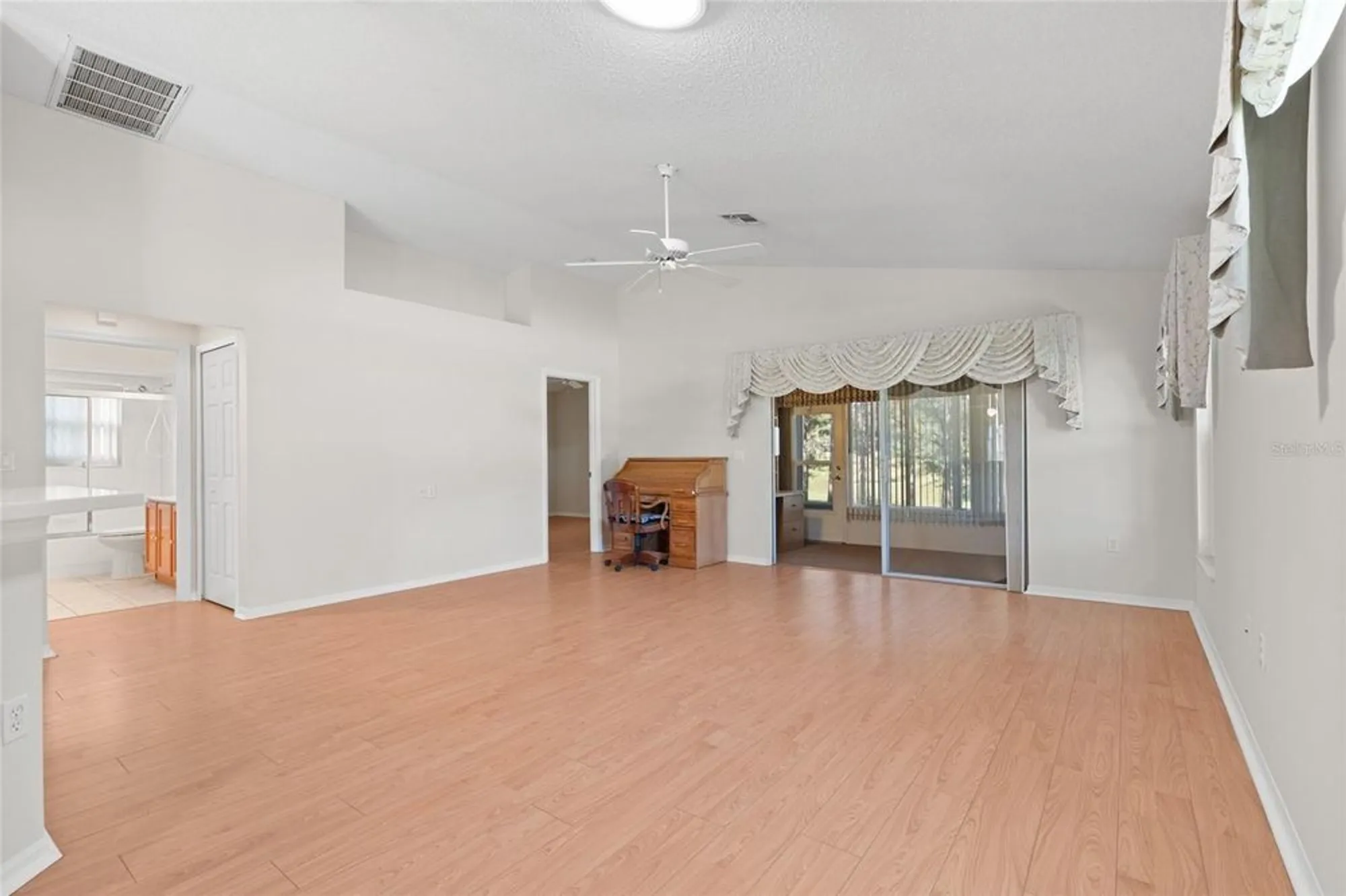 Property Slideshow image 4 of 44 | 265 center oak cir, Spring Hill, FL, 34609