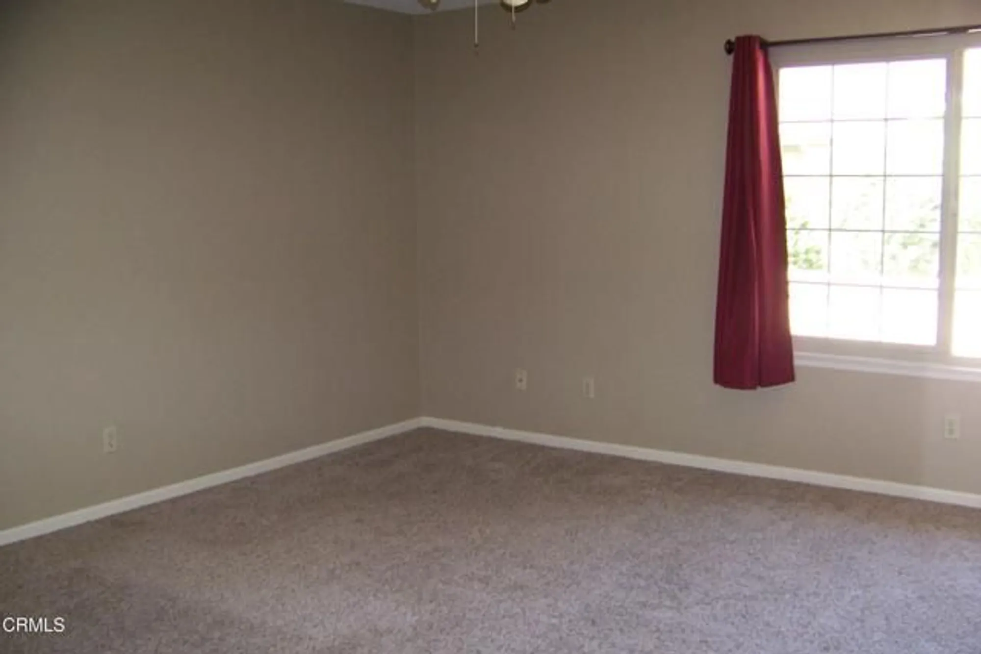 Property Slideshow image 21 of 28 | 37203 village 37, Camarillo, CA, 93012